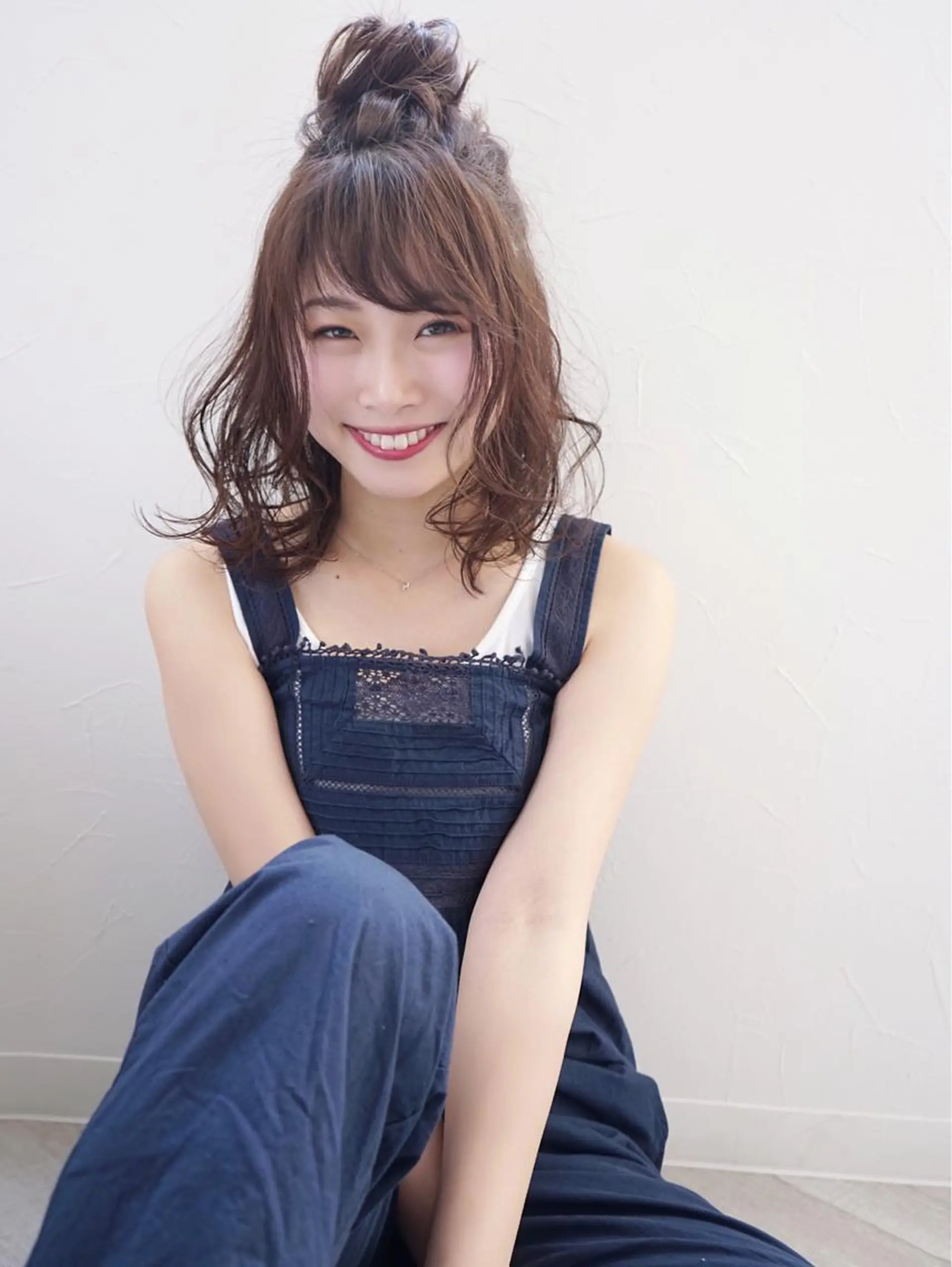 セミロング カラー ヘアアレンジ ハーフアップ お団子ヘア 花井 啓好のヘアスタイル