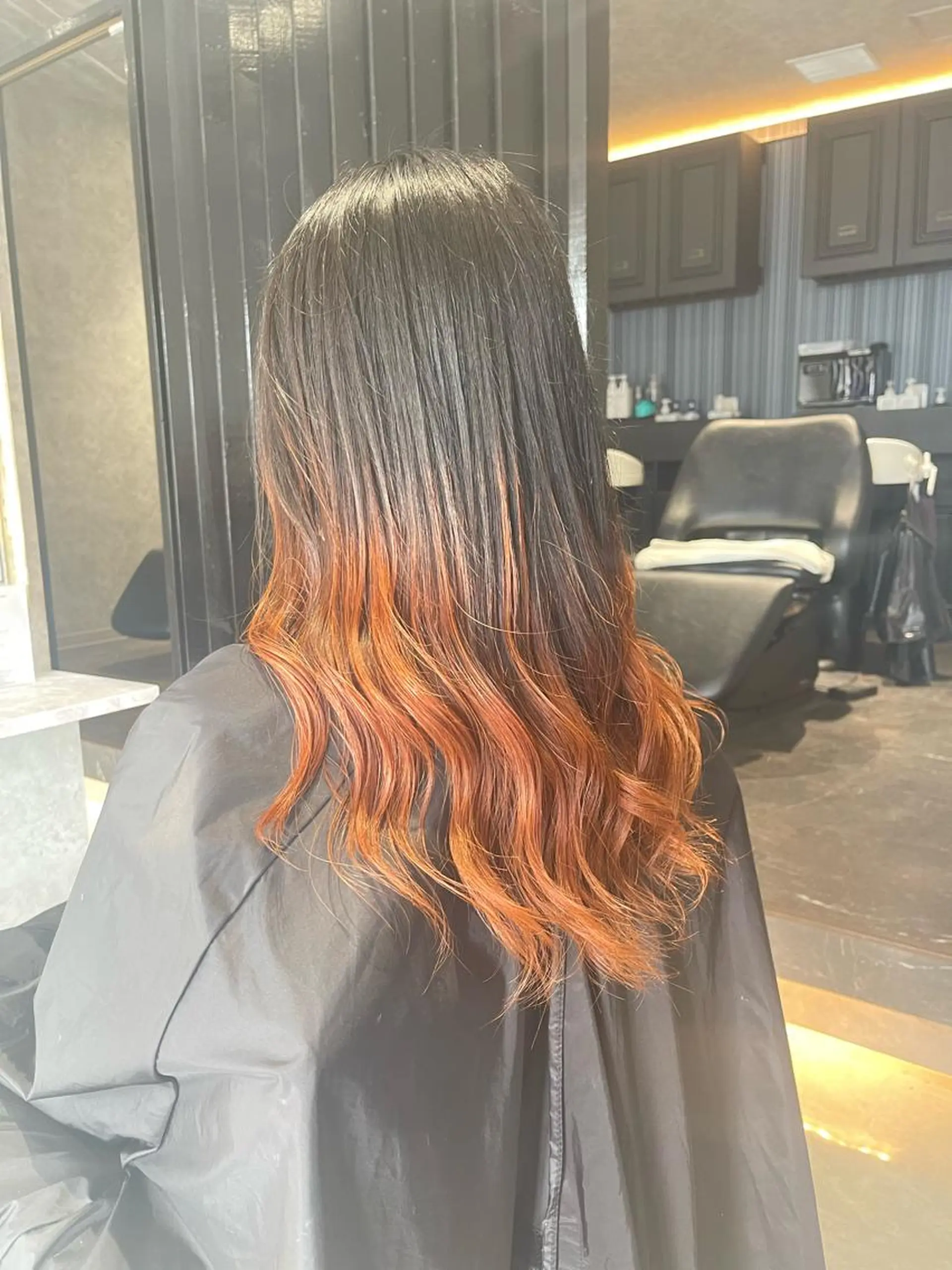 ロング ハイトーン ／ レイヤー/吉田陸斗のヘアスタイル