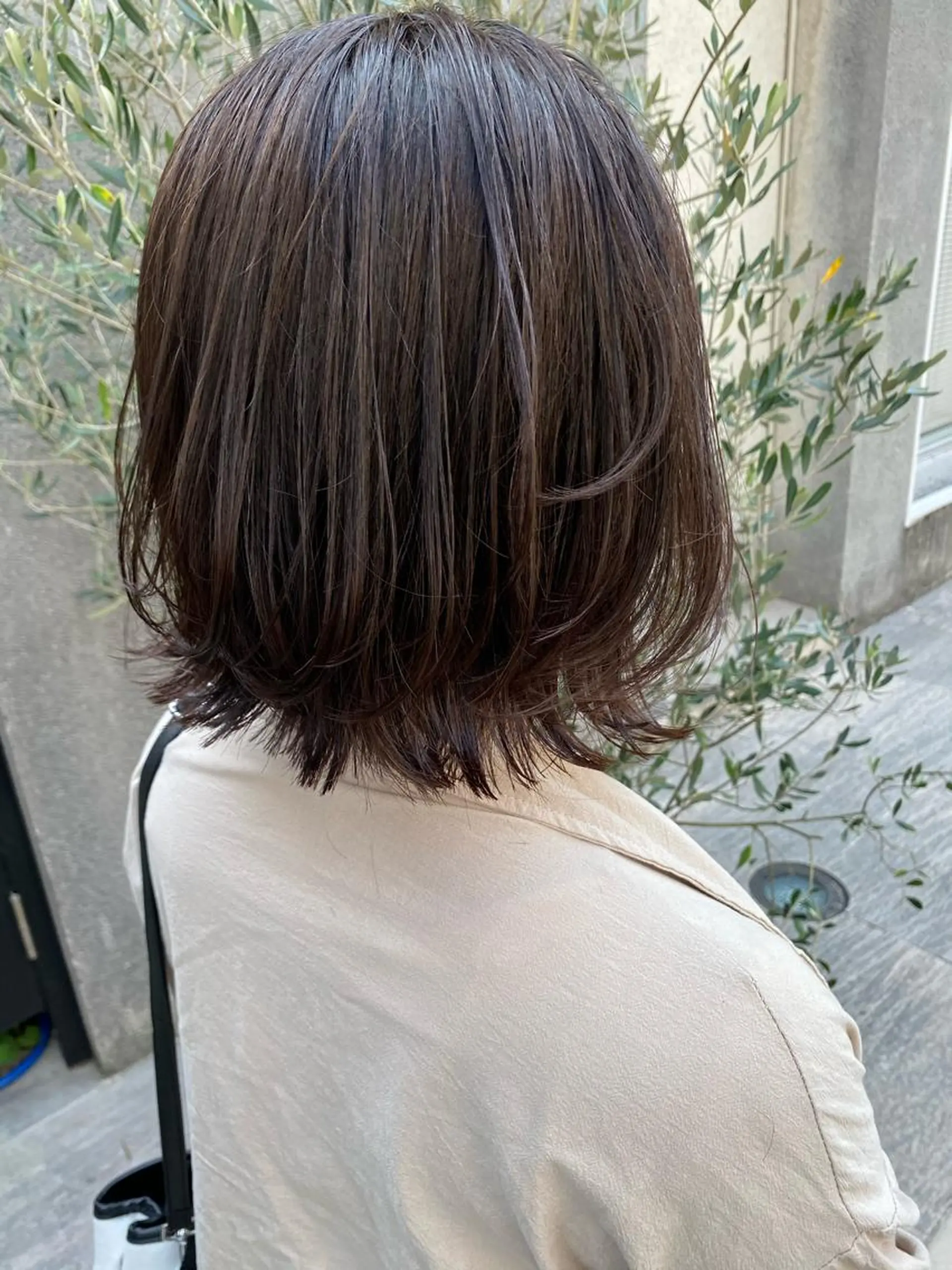 ミディアム カラー 赤み消し韓国ヘア レイヤー縮毛🤍渡邉のヘアスタイル