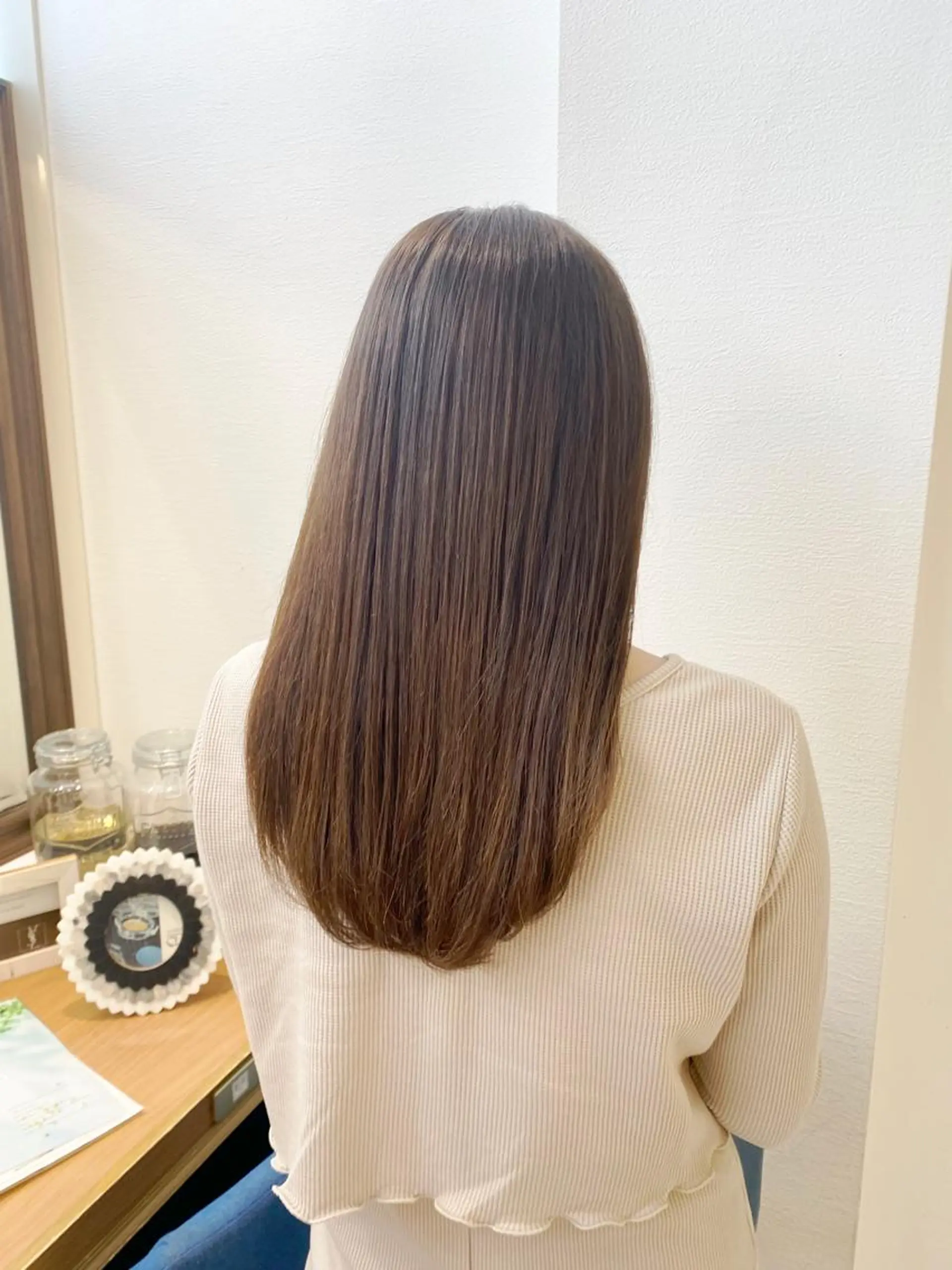 ロング カット ヘアカラー 縮毛矯正 トリートメント レイヤーカット /透明感カラー西田のヘアスタイル