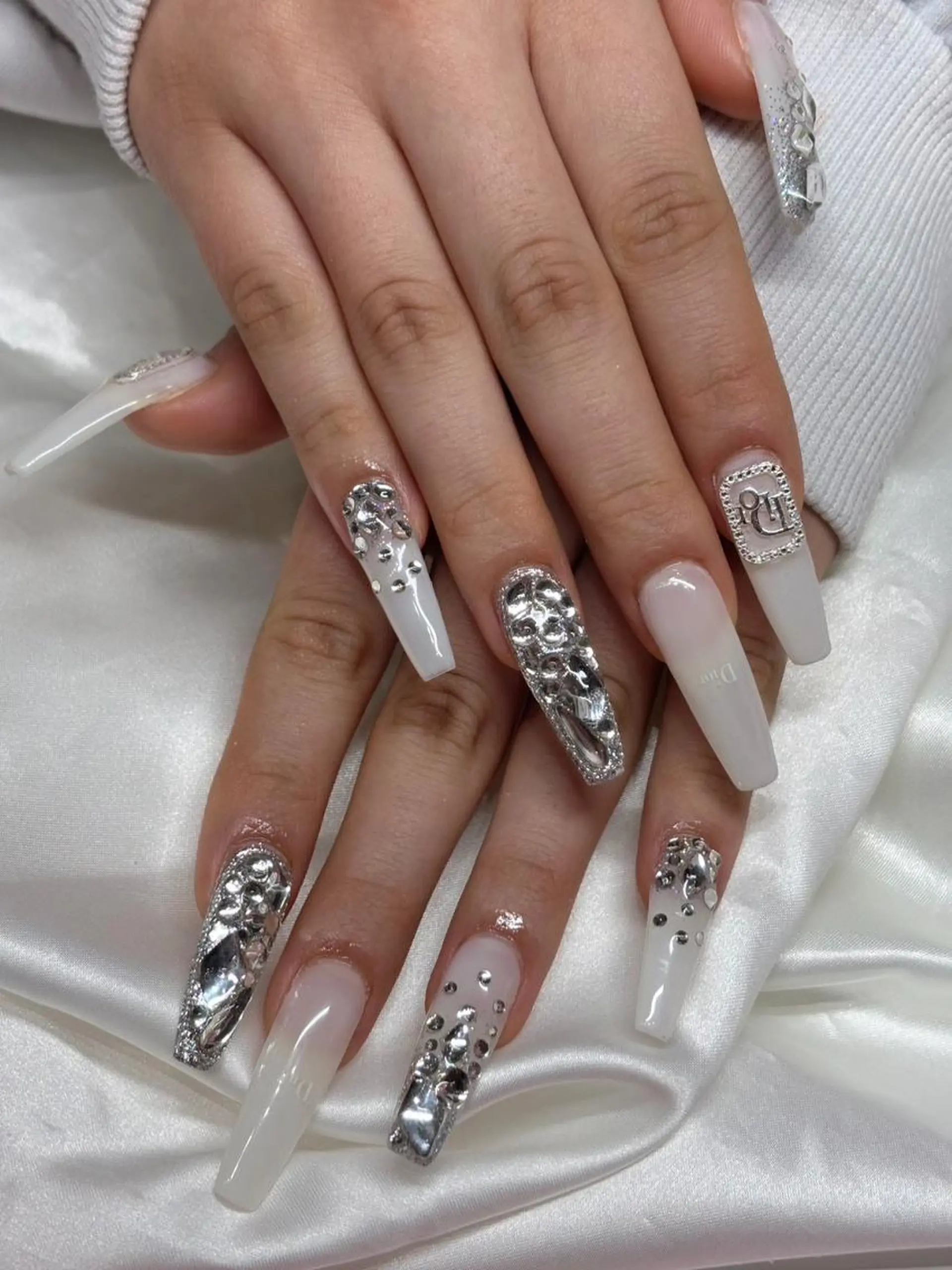 ロング ハンドネイル Ashliy大宮♡ アシュリーのネイルデザイン