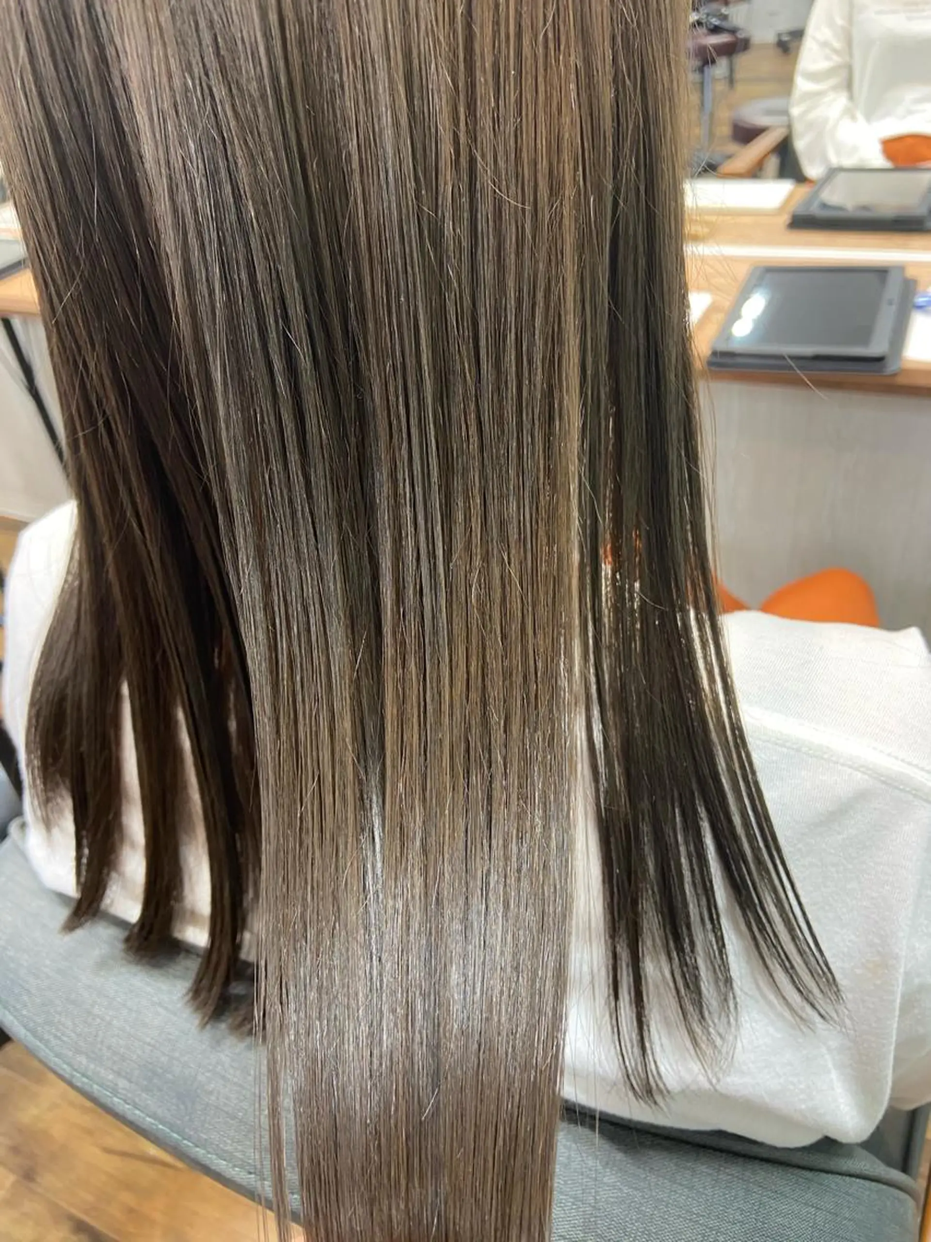 セミロング カット 縮毛矯正 トリートメント TELA HAIR 南柏店のヘアスタイル