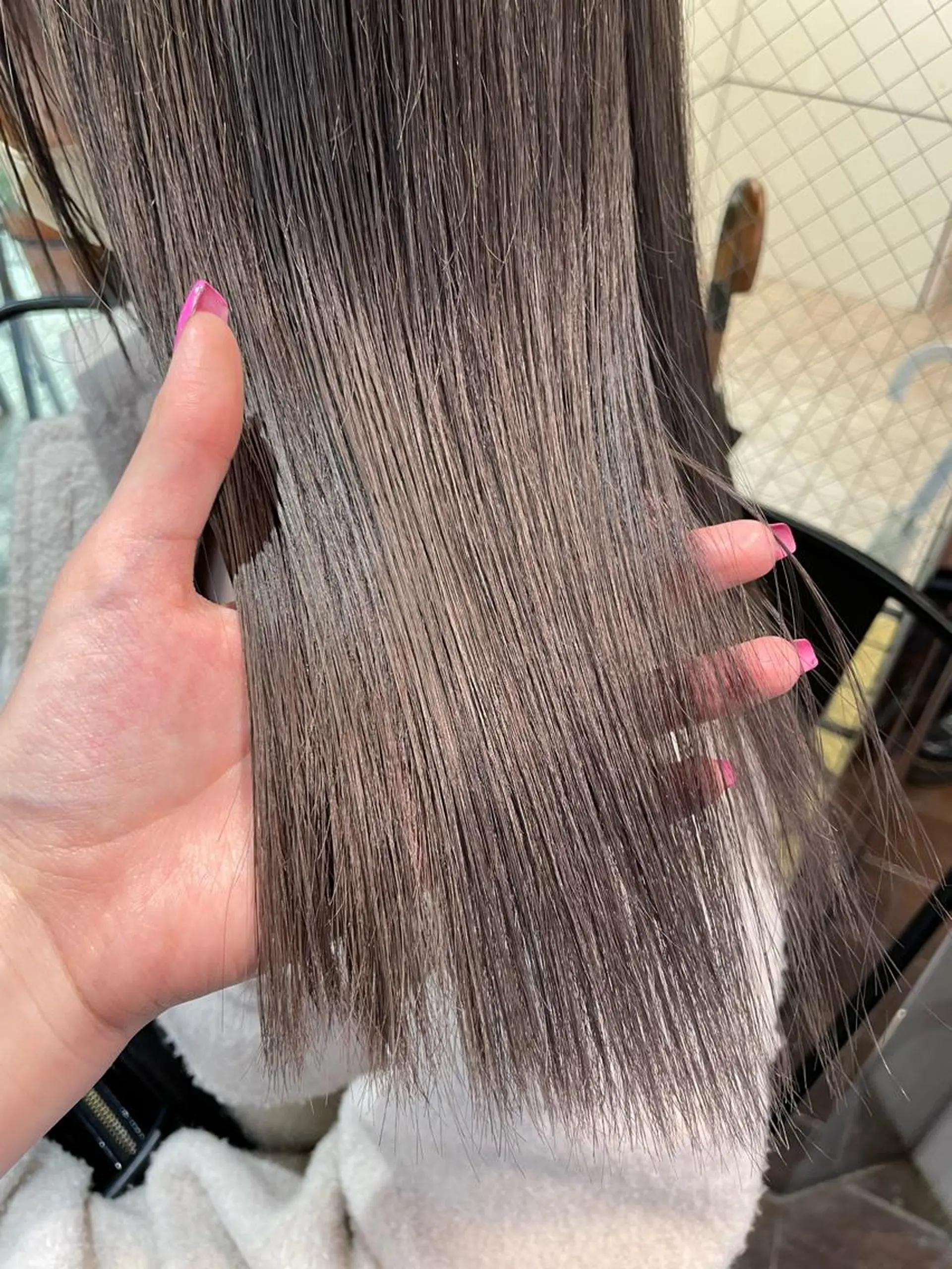 セミロング カラー 個性派ネイル 🌼 ハルカ ♡の眉毛・アイブロウイメージ