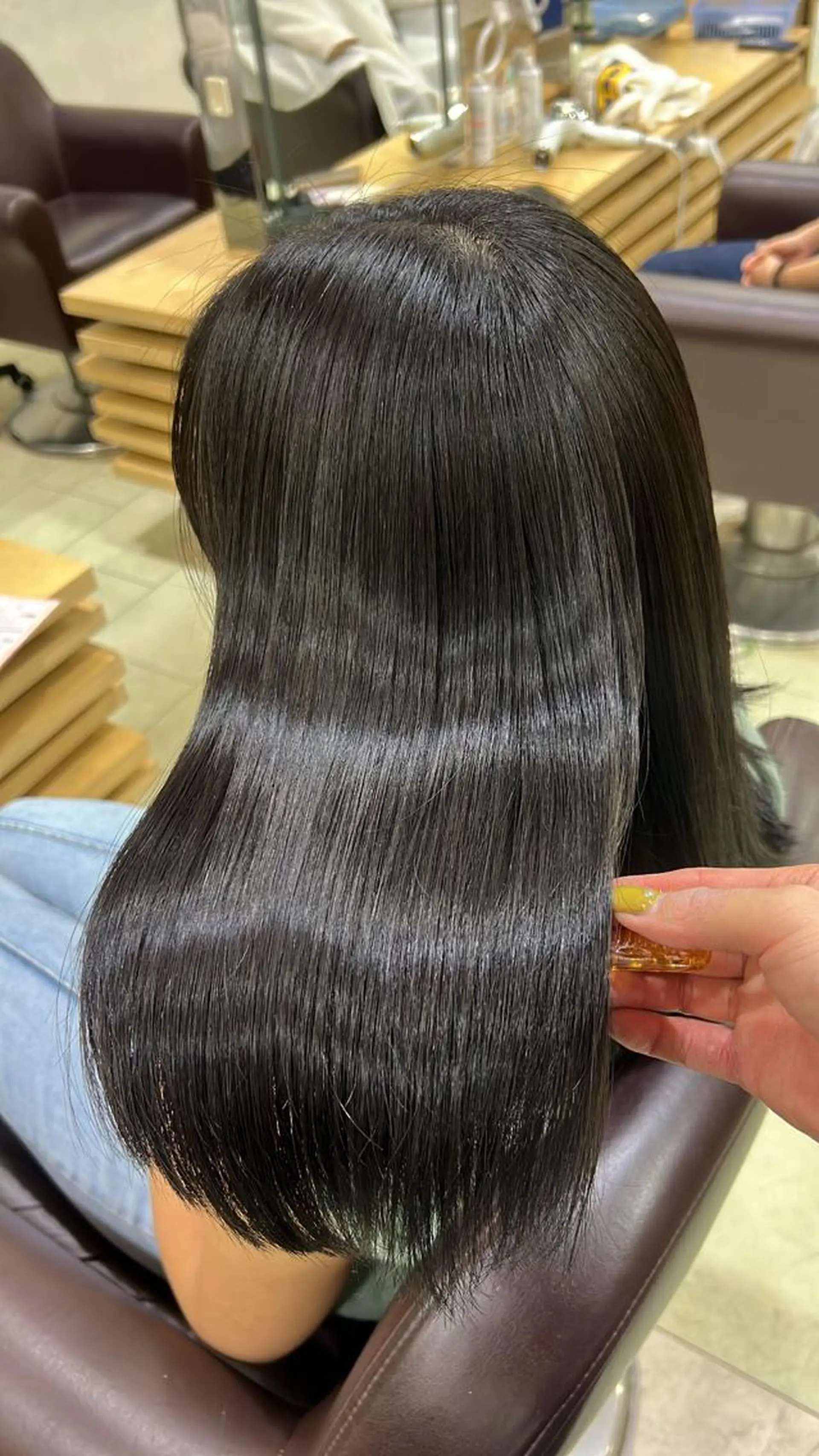 ミディアム 暖色ｶﾗｰ/ﾚｲﾔｰ ｶｯﾄ/Yunaのヘアスタイル