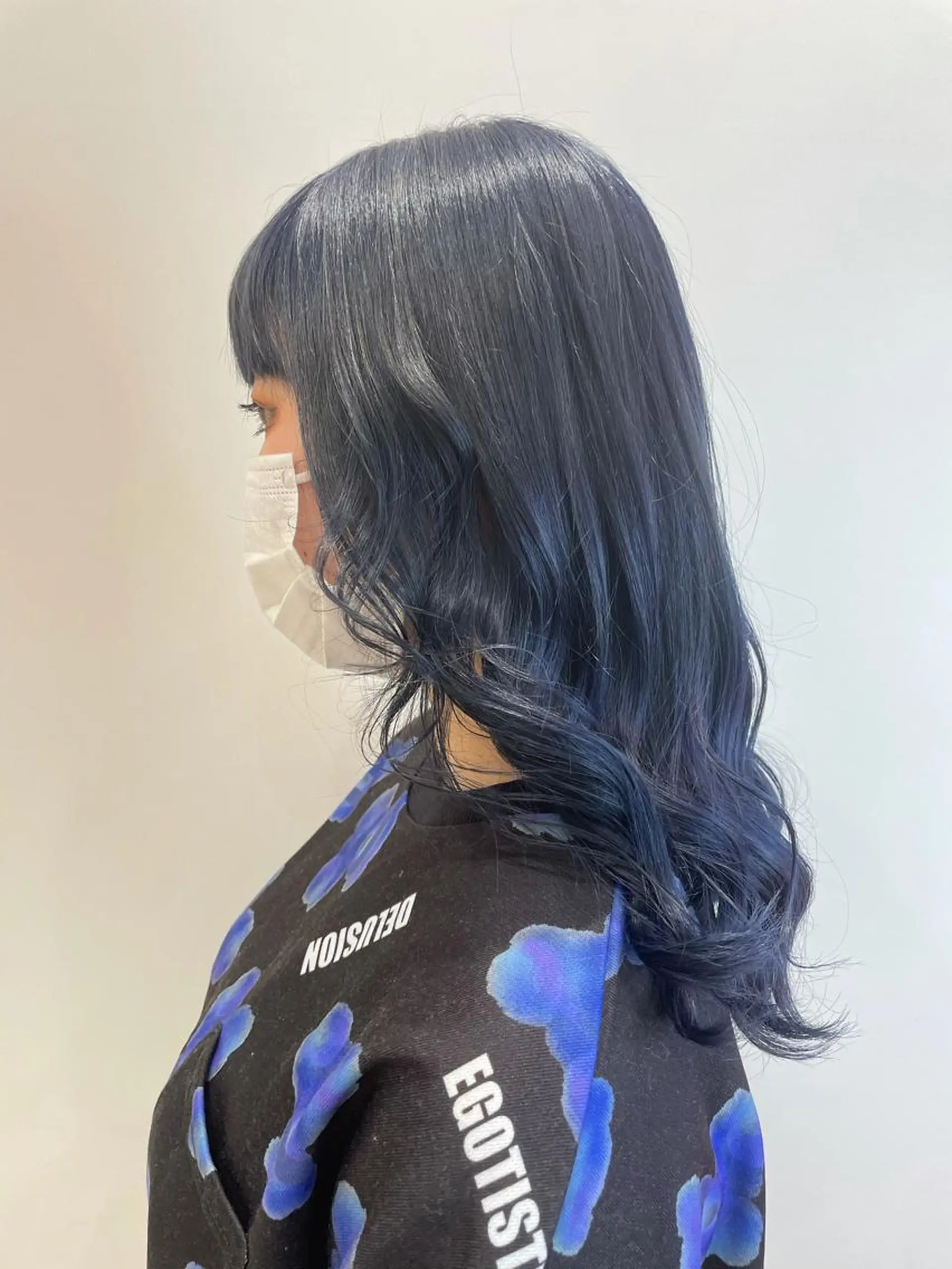 セミロング カラー ブルーカラー ネイビーカラー 韓国風ハッシュカット 似合わせレイヤー池袋のヘアスタイル