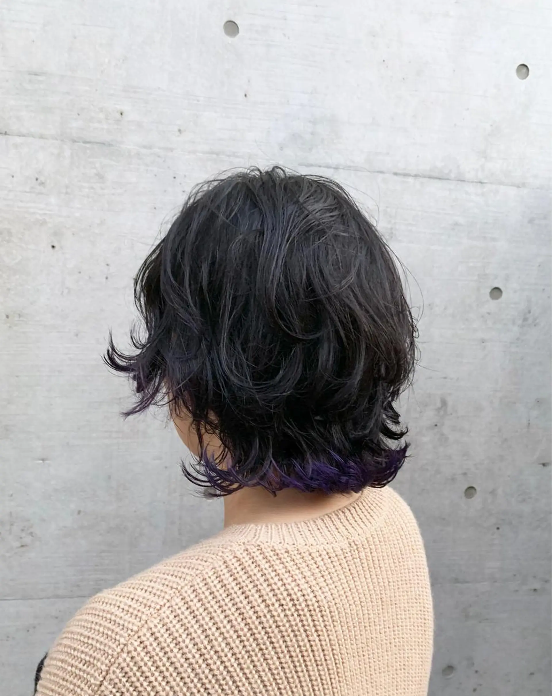 ショート カラー ウルフカット 色落ちまでキレイに！ ！女性サロンのヘアスタイル