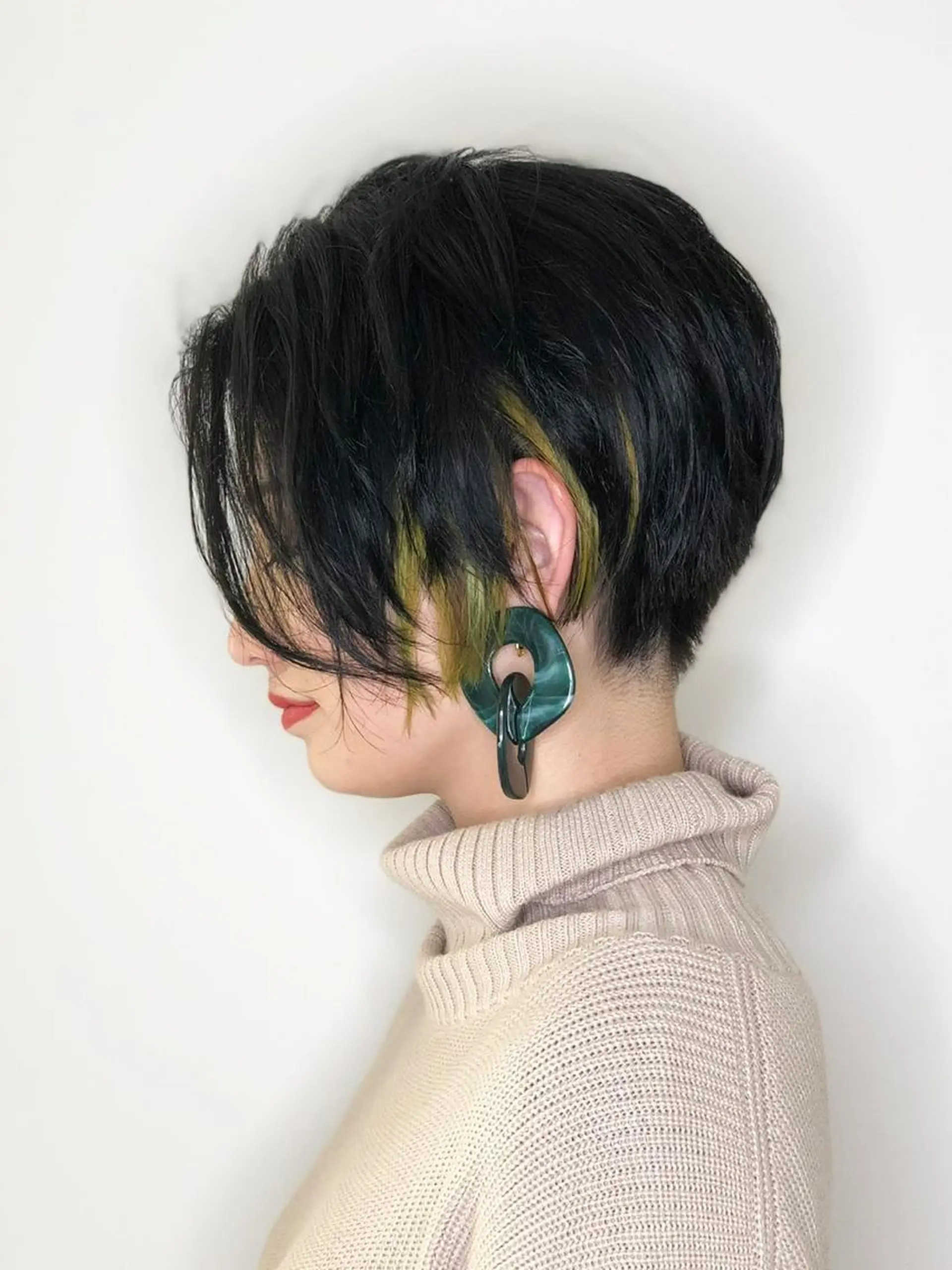 ショート カット ヘアカラー 鈴木 マサアキのヘアスタイル