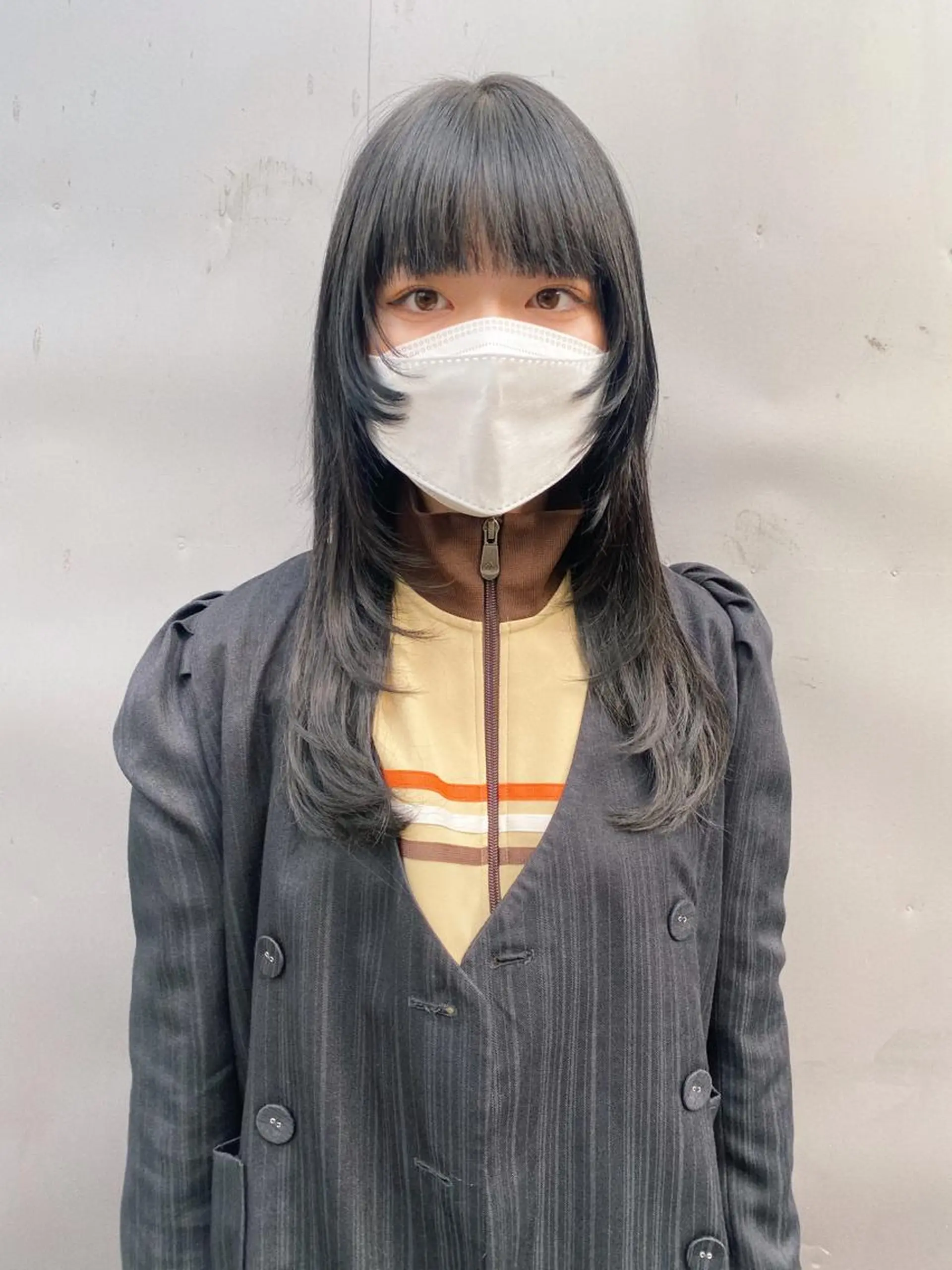 セミロング カラー カット エクステ レイヤーウルフ エクステ磯部のヘアスタイル