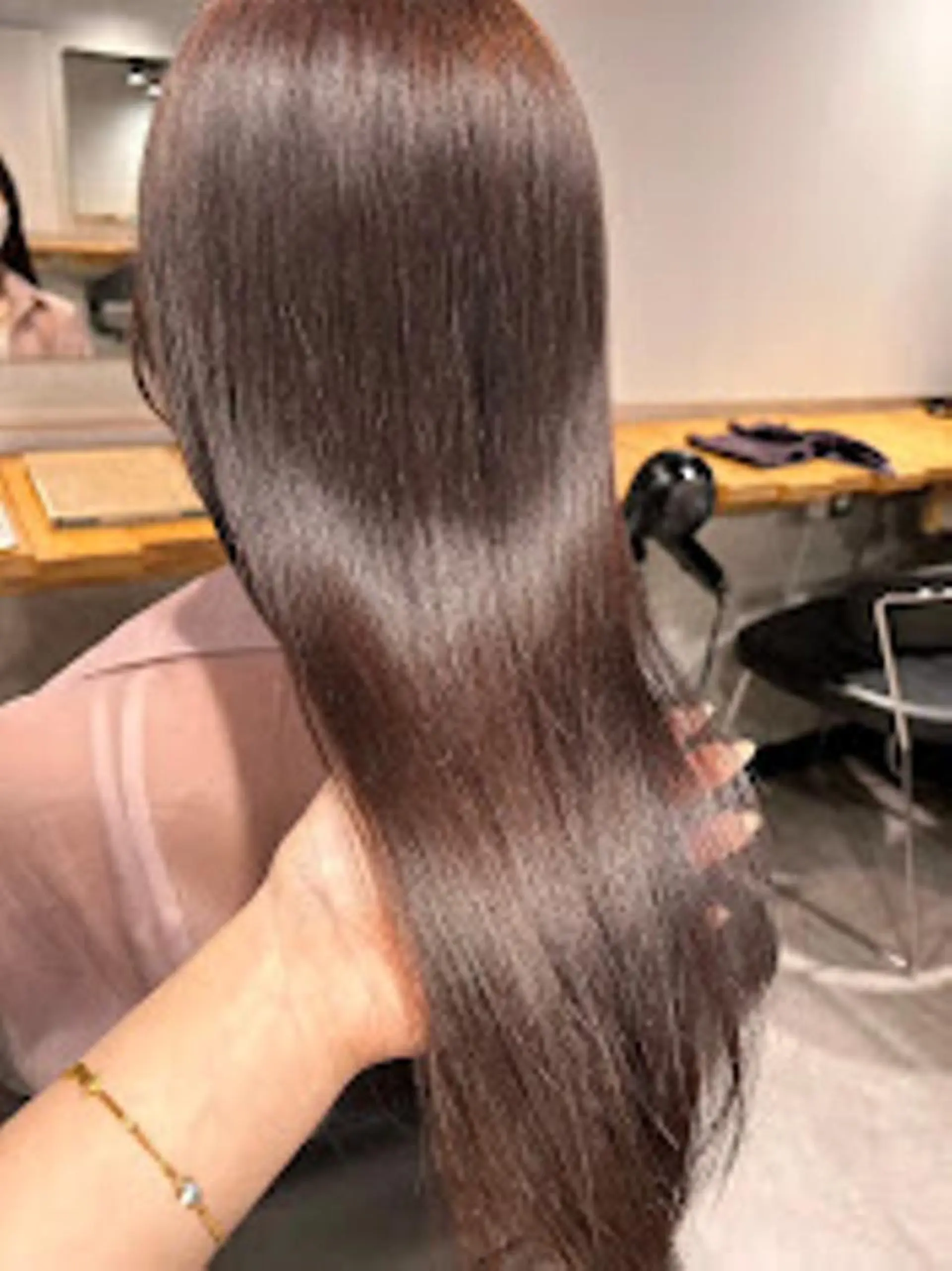 カラー 🪞［公式］ UNITED横浜🪞のヘアスタイル