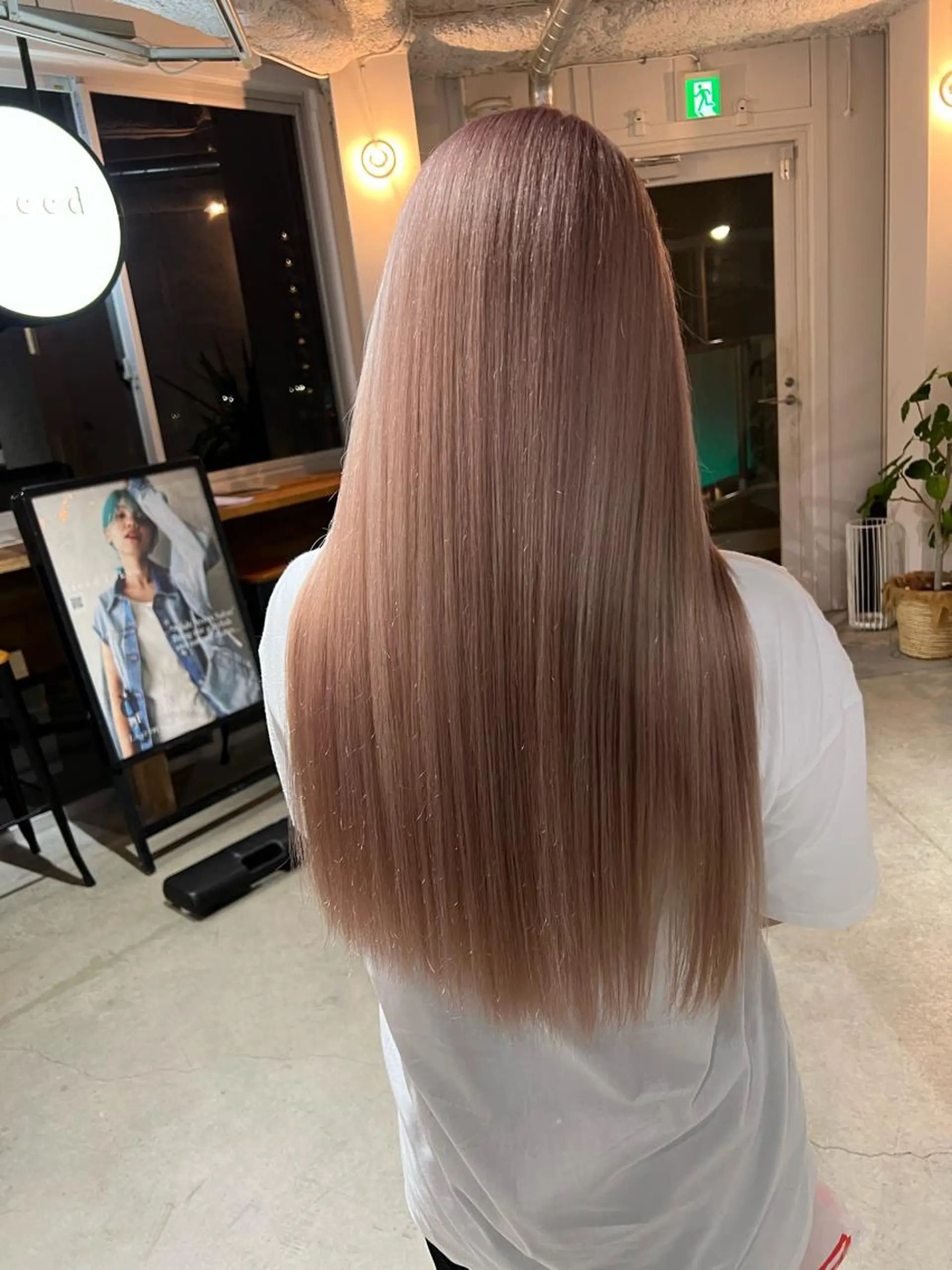 ロング カラー amie三宮 NAKANOのヘアスタイル