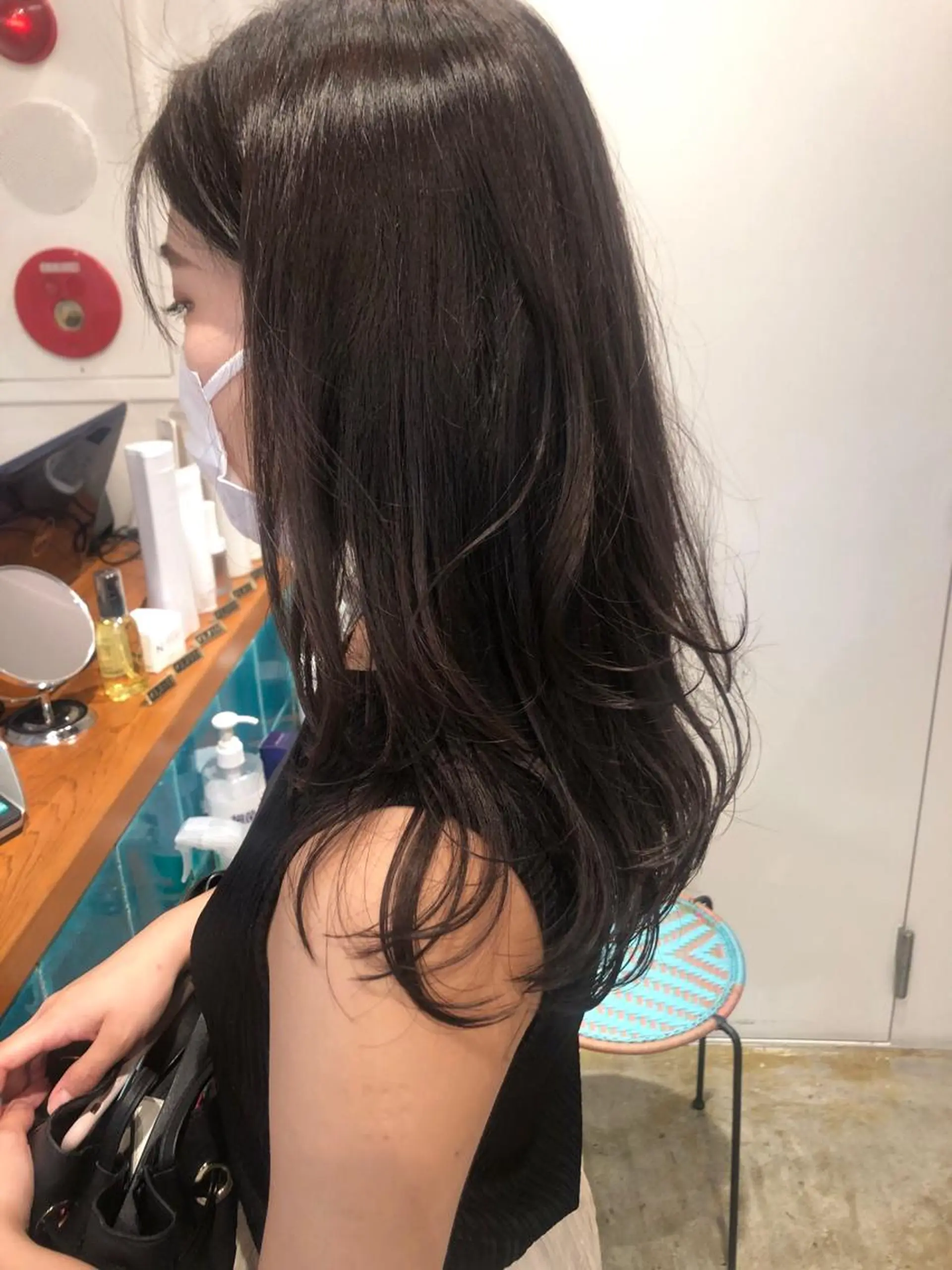 ロング カラー カット ヘアカラー トリートメント MIOベージュカラー 柔らかいカラーのヘアスタイル