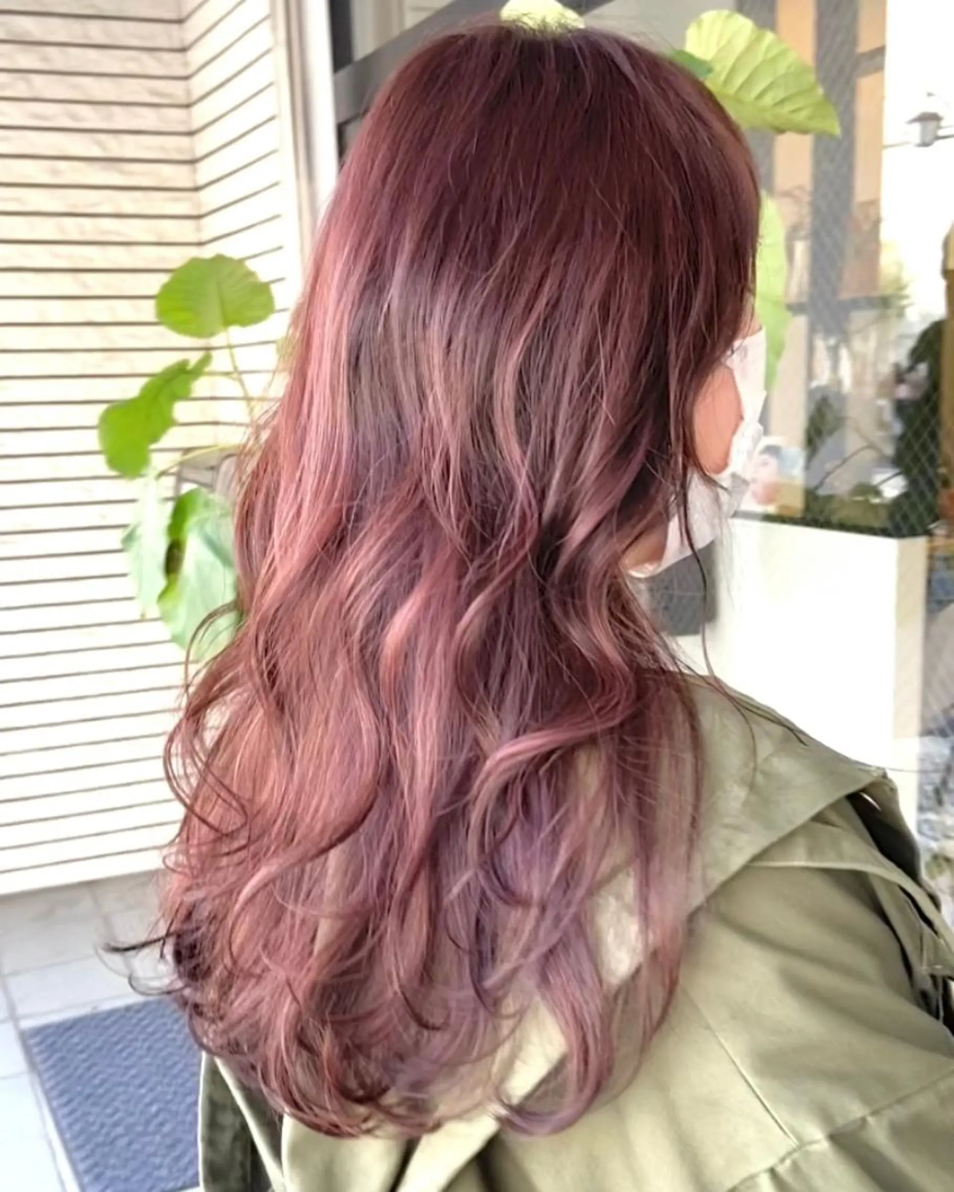 ロング レイヤーカット 柏韓国ヘア 白石芽衣のヘアスタイル