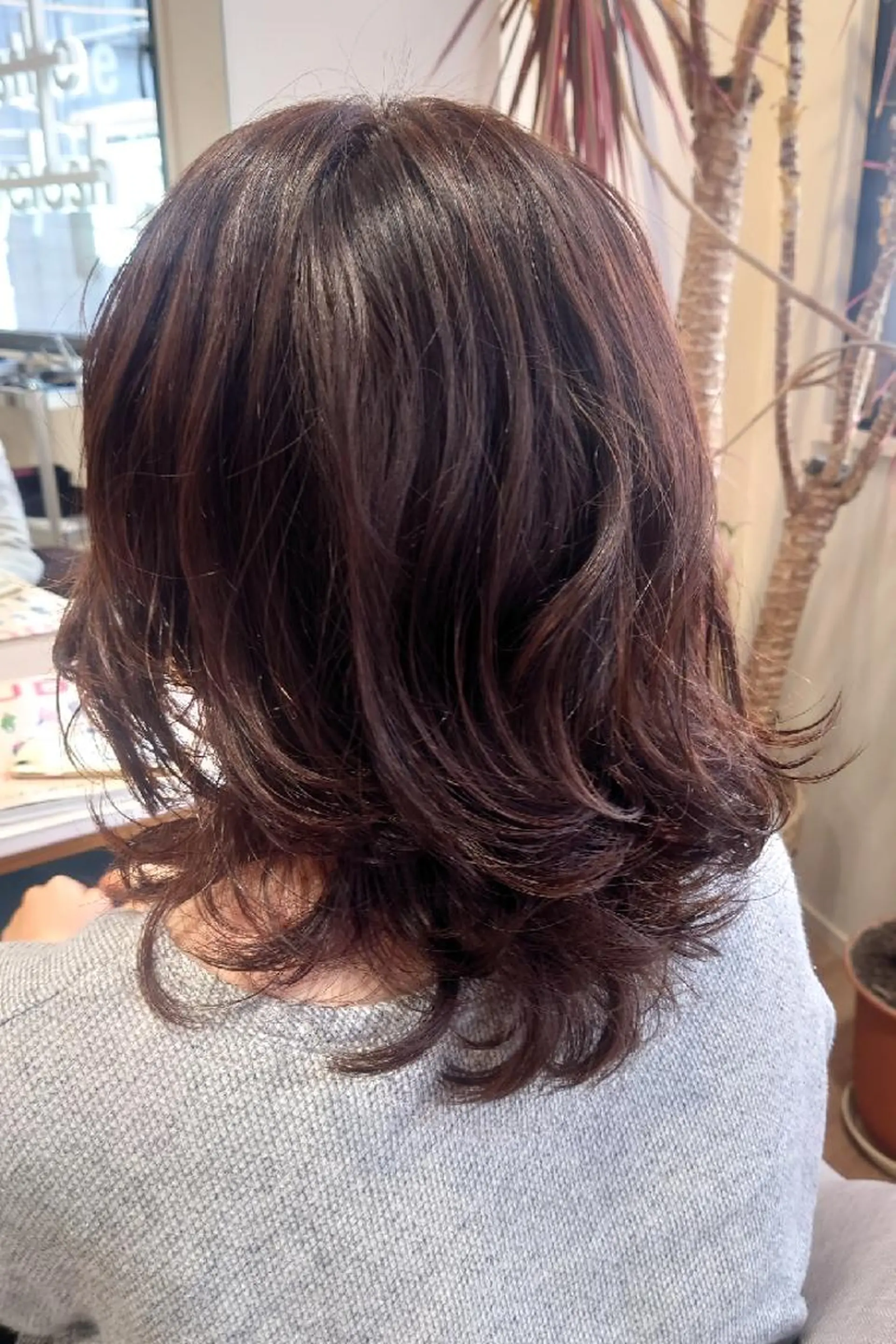 ミディアム パーマ カラー ミディアムパーマ 伸ばしかけ ウルフカット カット ヘアカラー 田中将平【 サロンマネージャー】のヘアスタイル
