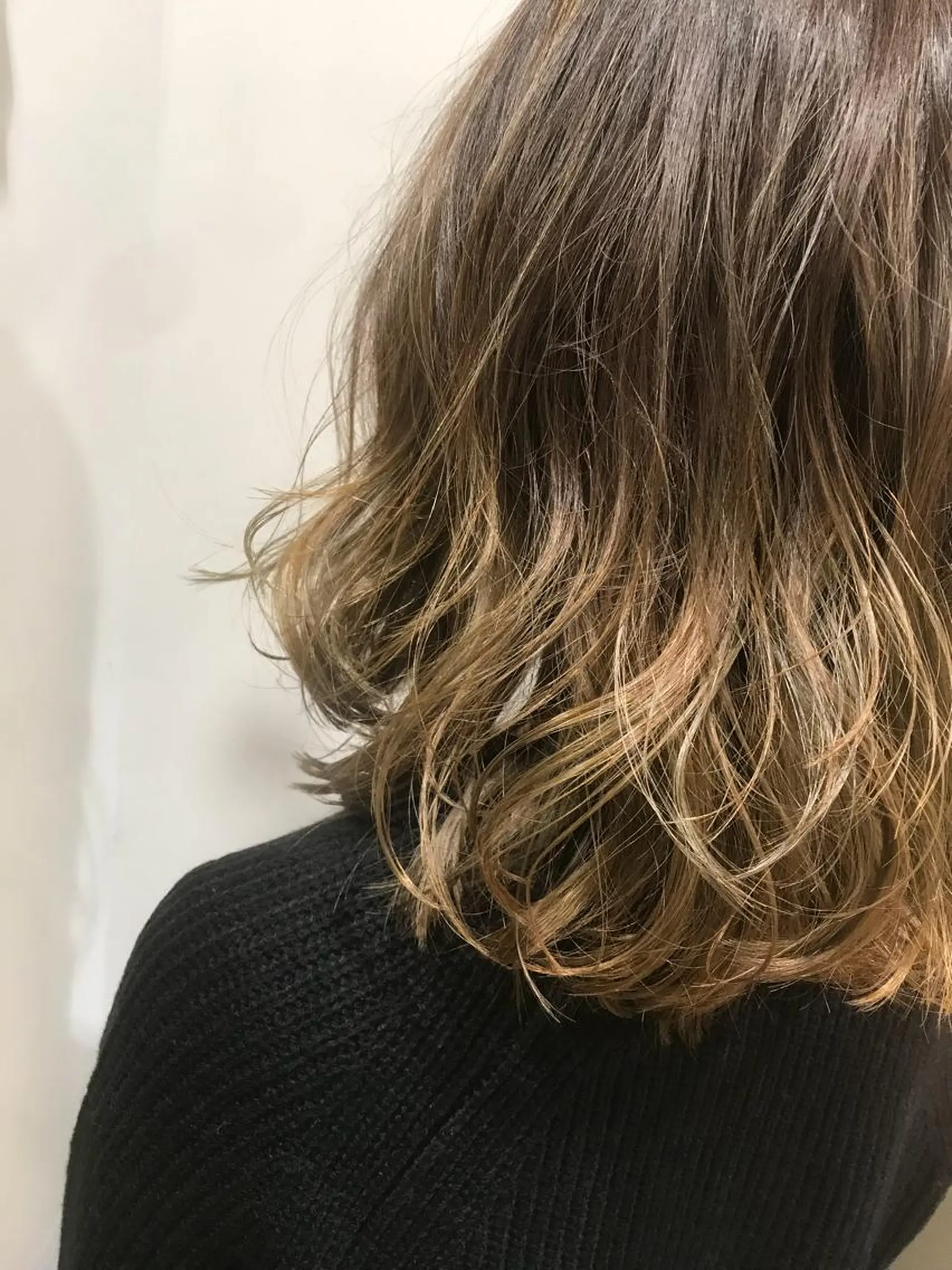 ミディアム カラー ｓａｋｕｒａ .のマツエク・マツパデザイン