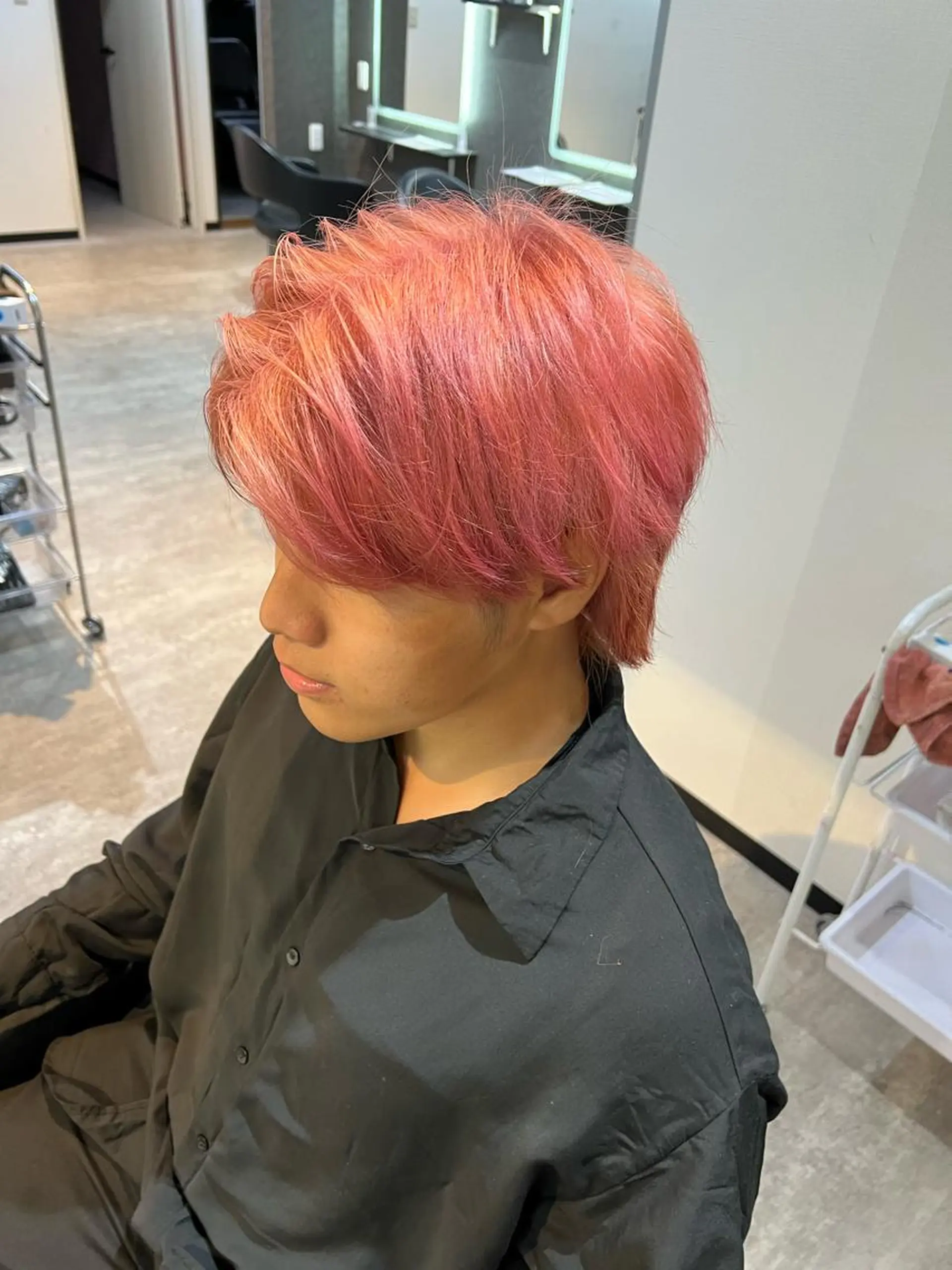 カラー メンズ ミディアム メンズハイトーン ハイトーンカラー ヘアカラー ♦️お任せ美容師♦️ ★ヤマフジ★のヘアスタイル