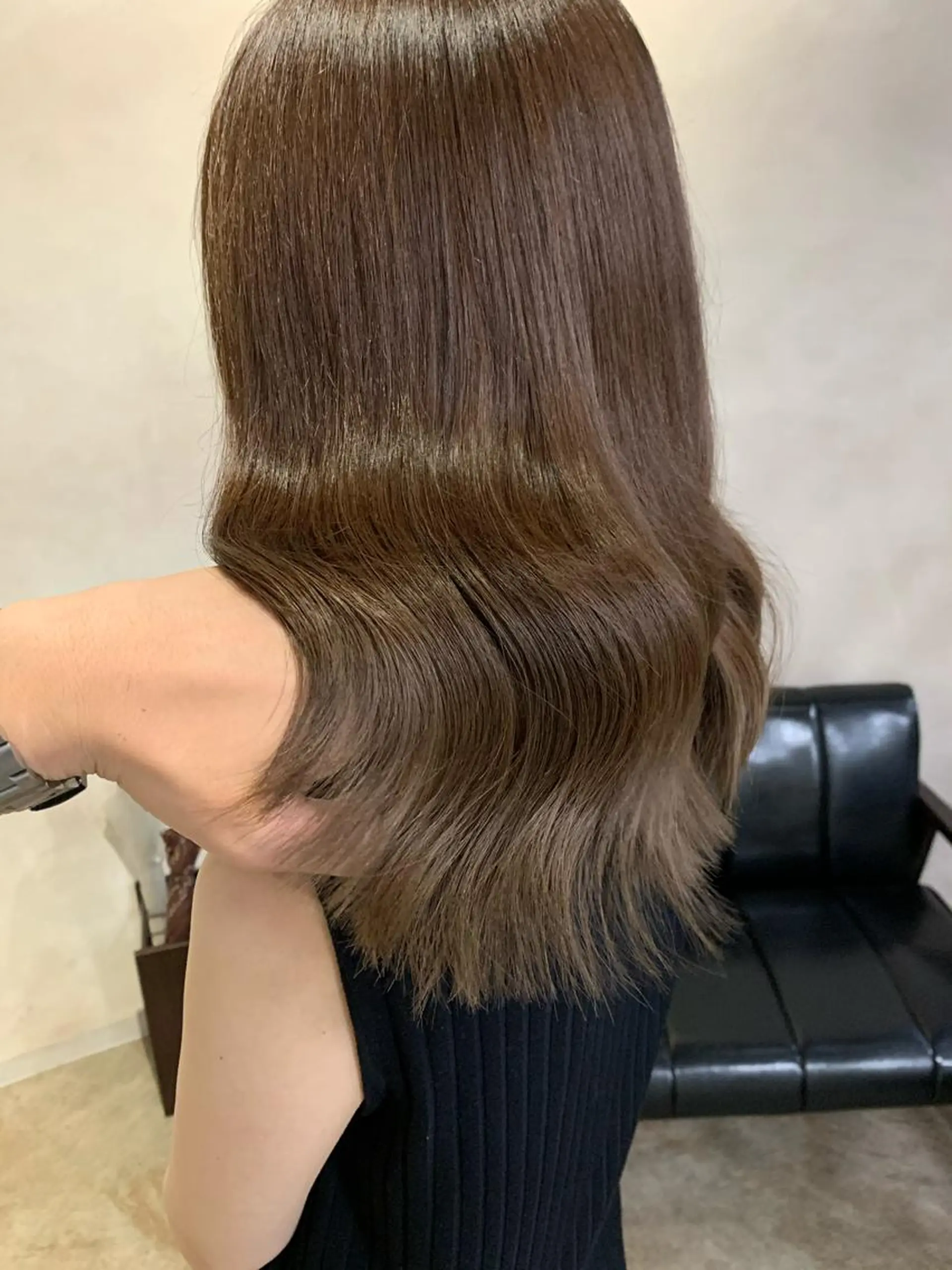 ミディアム カラー ベージュカラー トリートメント /カラー/NAOKIのヘアスタイル