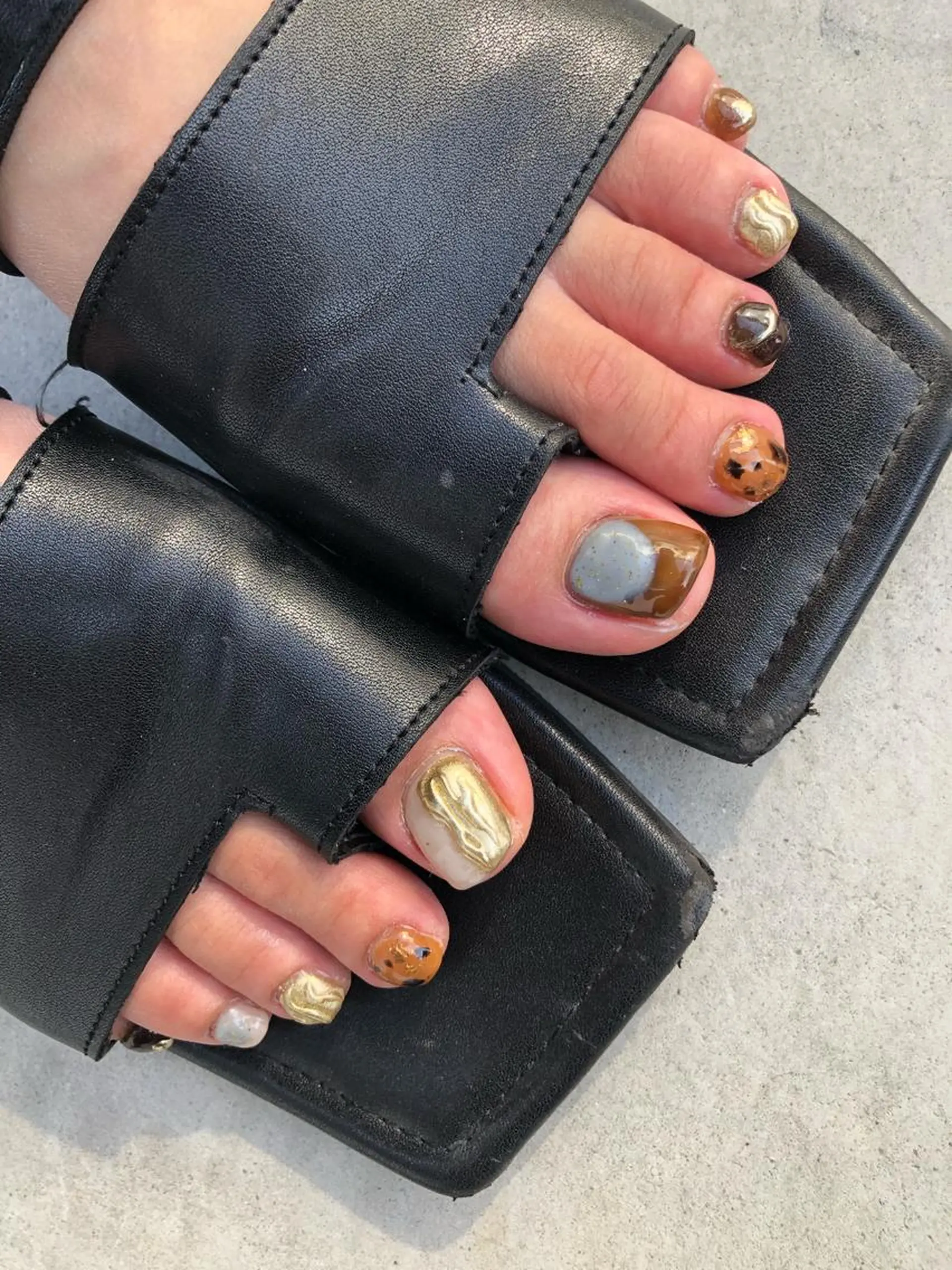 ネイル ミラーネイル ニュアンスネイル emma nailのネイルデザイン