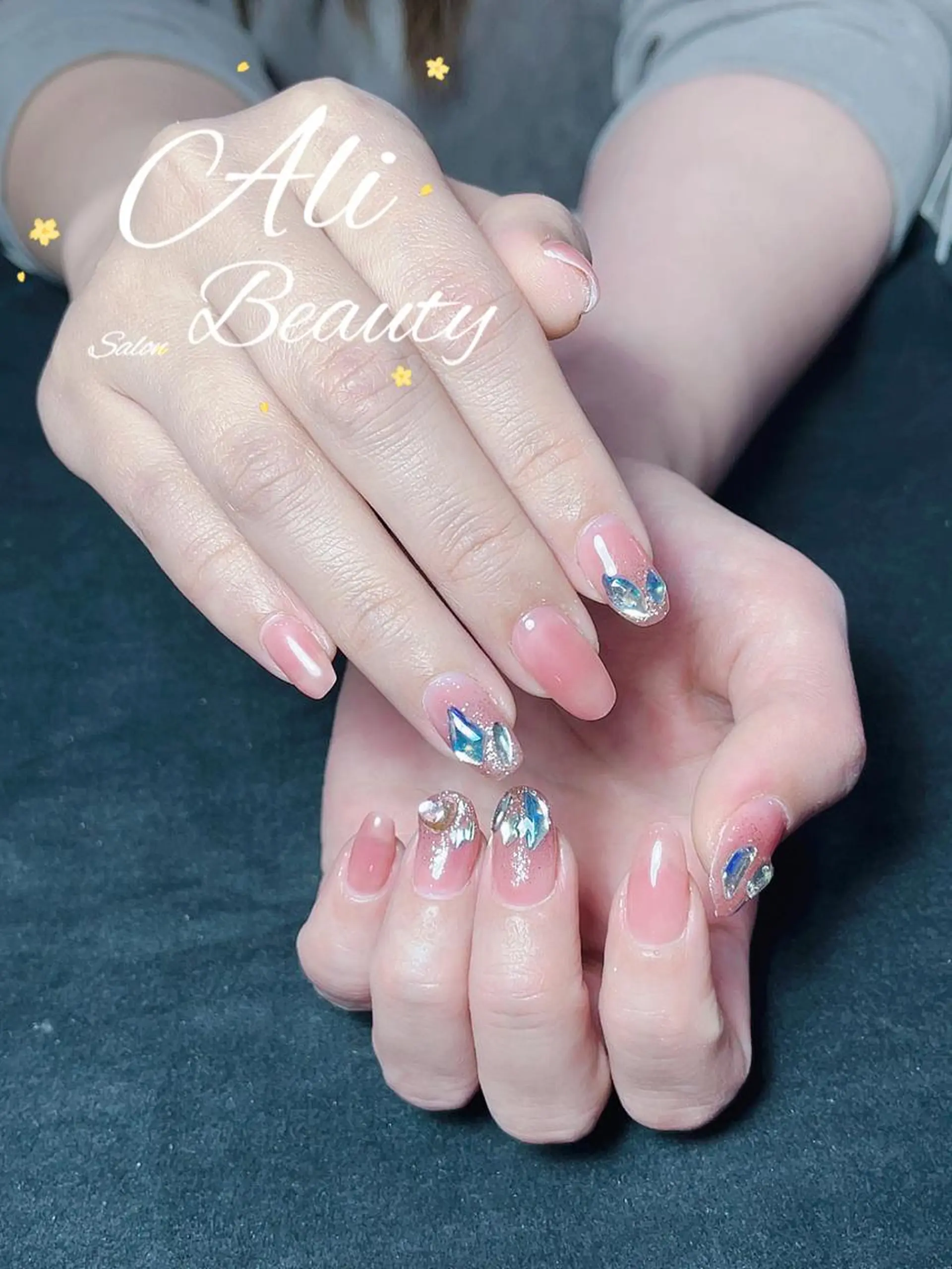 ネイル ハンドネイル Ali 新小岩 ネイル専門のネイルデザイン