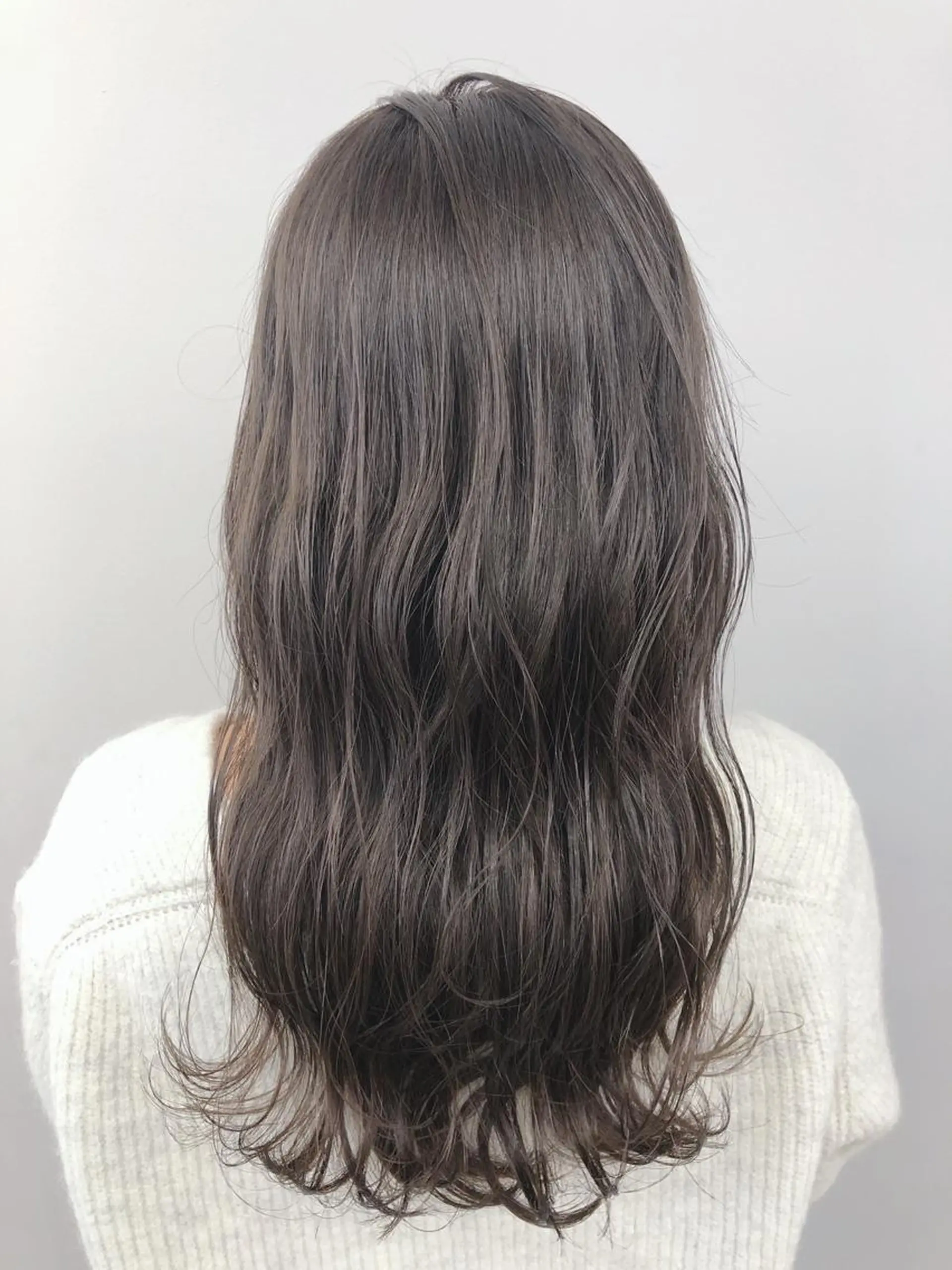 セミロング カラー グレージュ イルミナカラー 代表　YUKI ☆のヘアスタイル