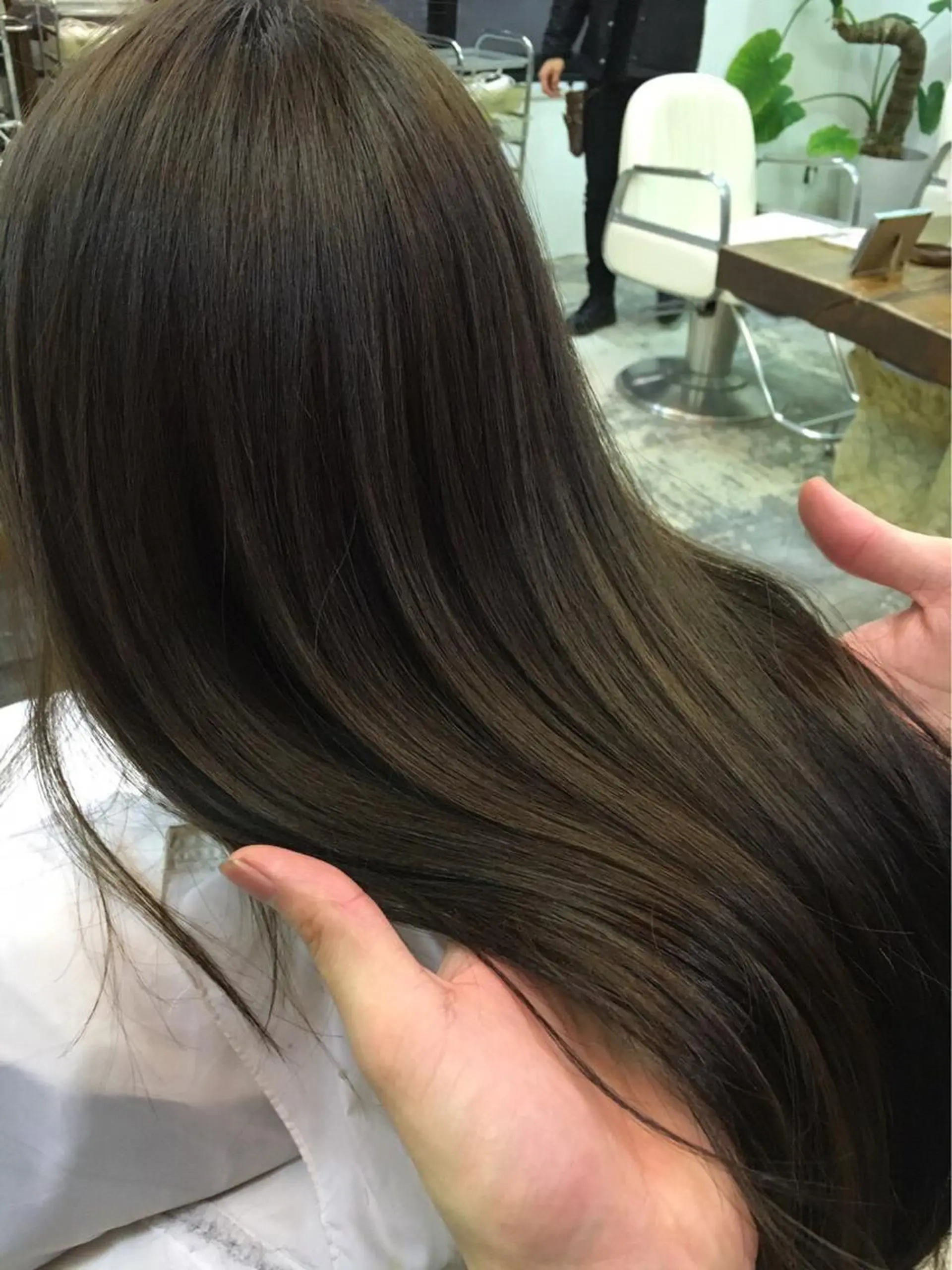 ロング 田中 裕士のヘアスタイル