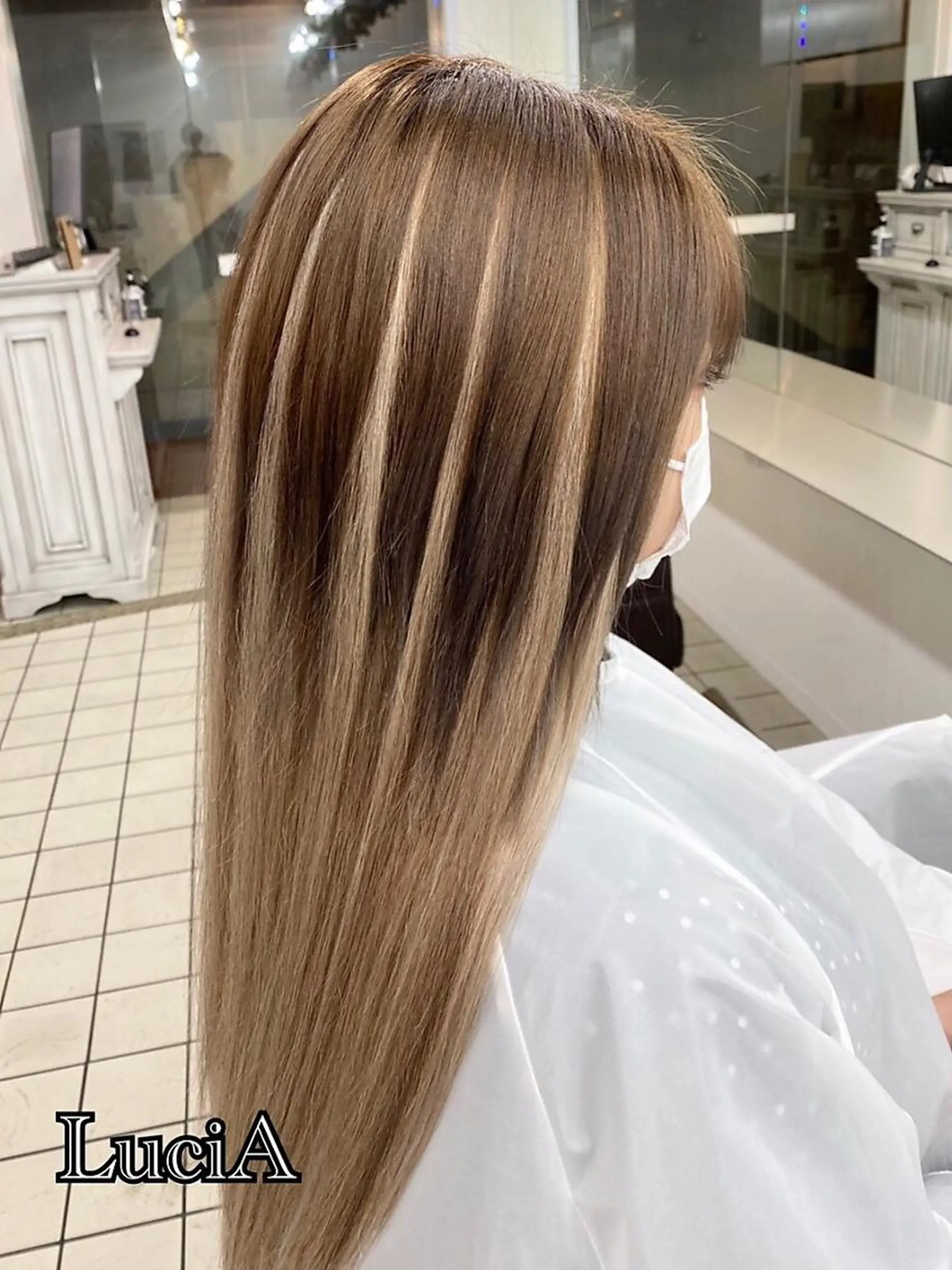 ロング カラー ヘアアレンジ シールエクステ アディクシーカラー バレイヤージュ ブリーチ ケアブリーチ LuciA/エクステ カラーのヘアスタイル