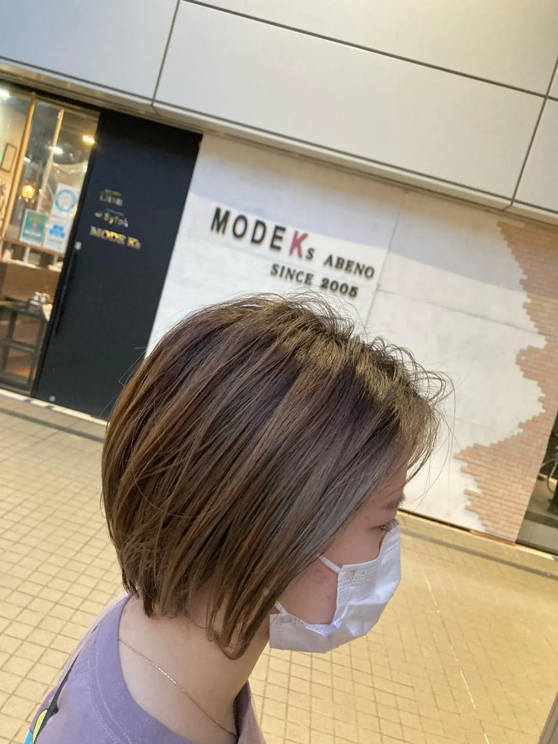 ショート カラー バレイヤージュ レイヤーカット ショートヘア SHAFT Ieiriのヘアスタイル