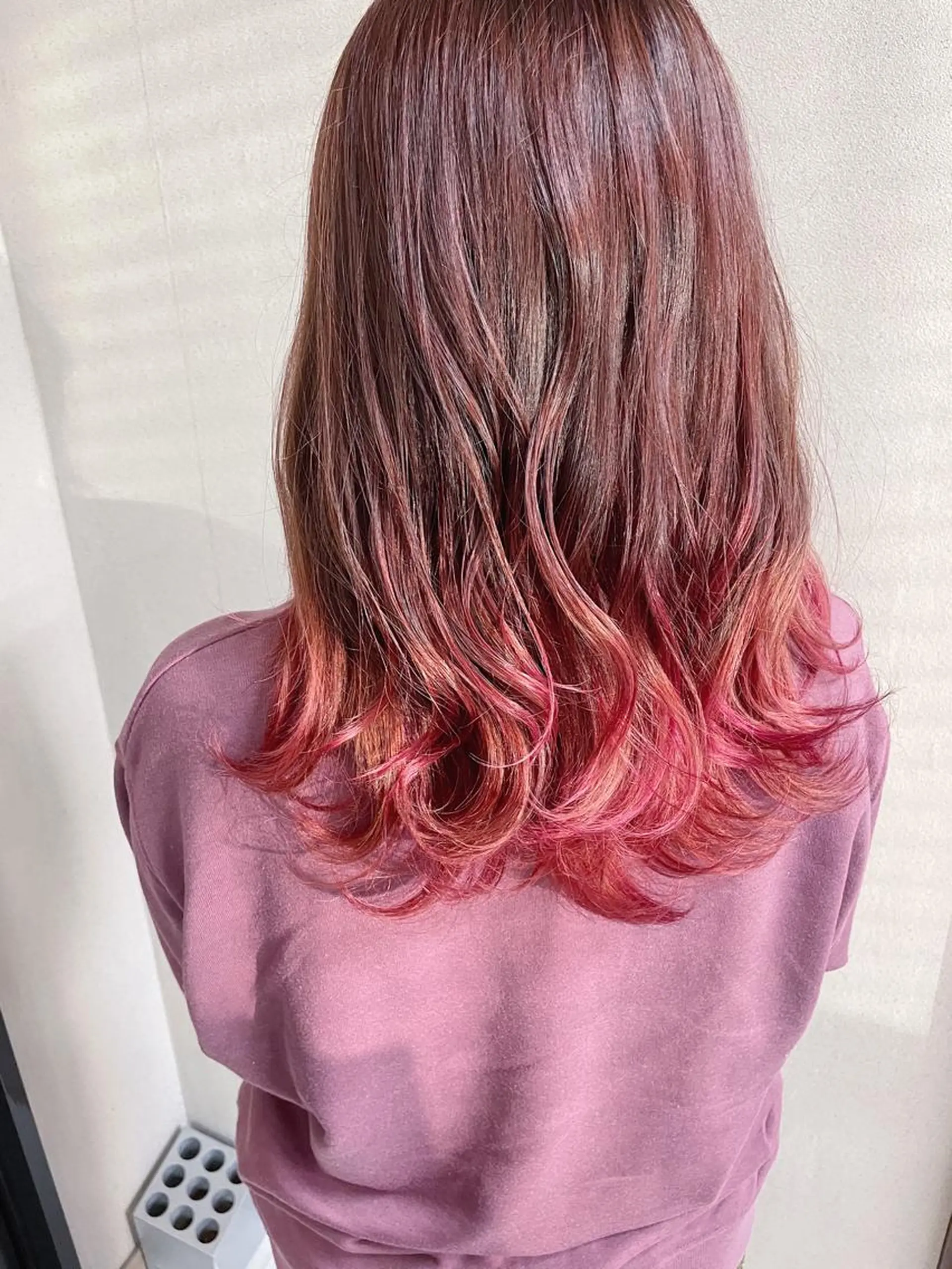 セミロング カラー ケアブリーチ /髪質 改善/古橋圭史郎のヘアスタイル