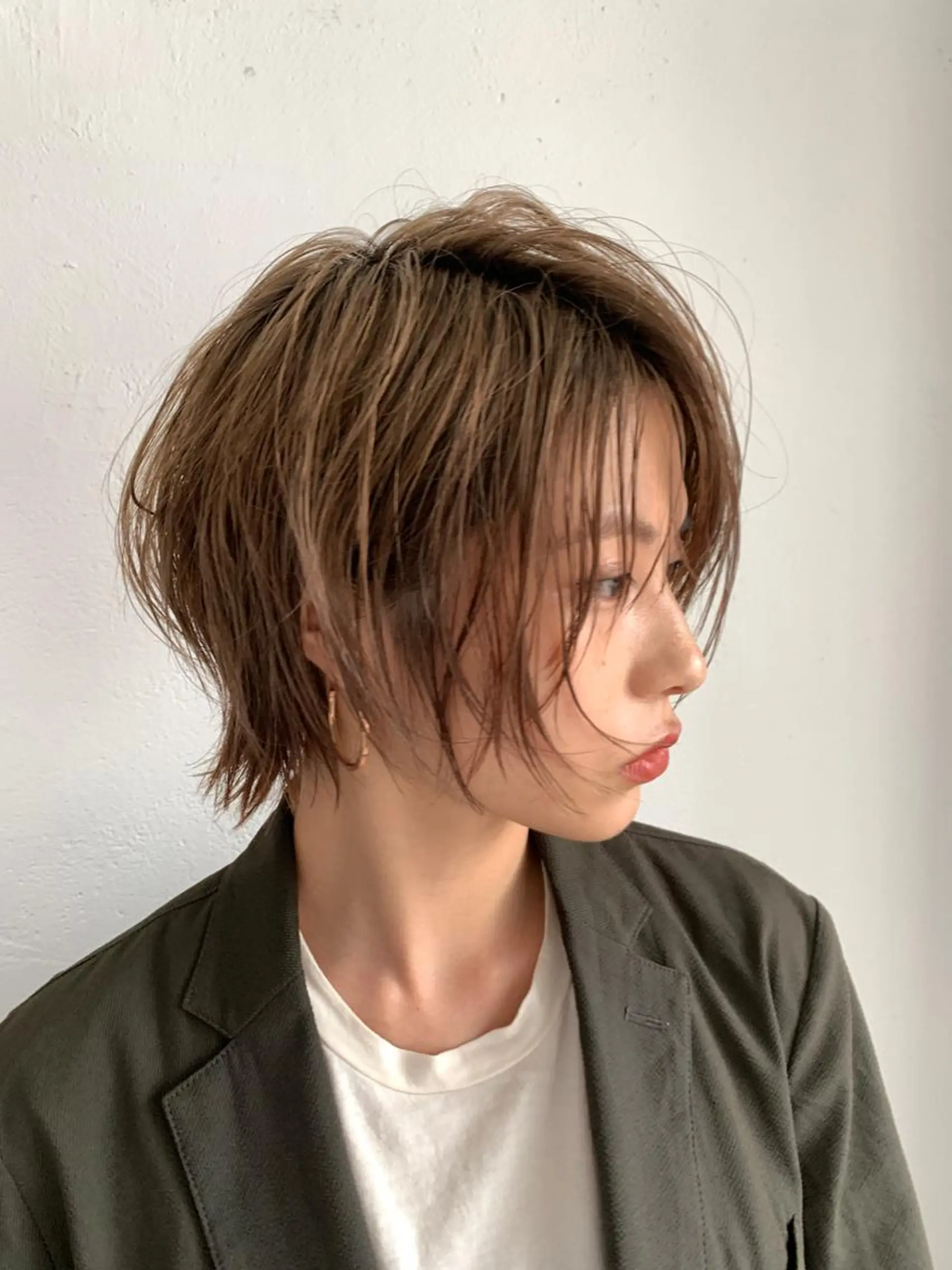 ショート 顔周りの垢抜けヘア 立山あいりのヘアスタイル