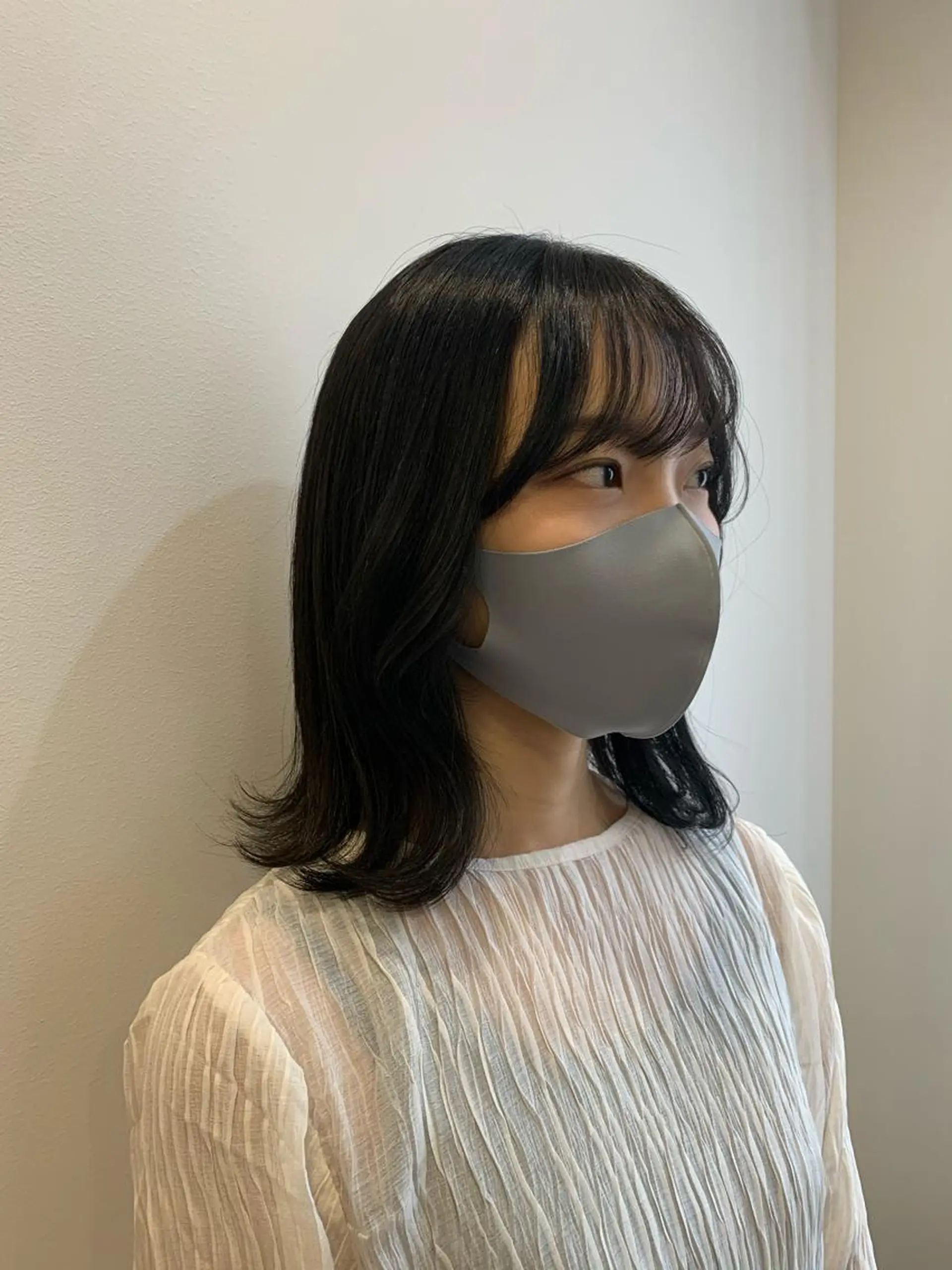 ミディアム カラー 顔周りカット 韓国風ヘア 外ハネヘア 韓国🇰🇷髪質改善 Chisaki치사키のヘアスタイル