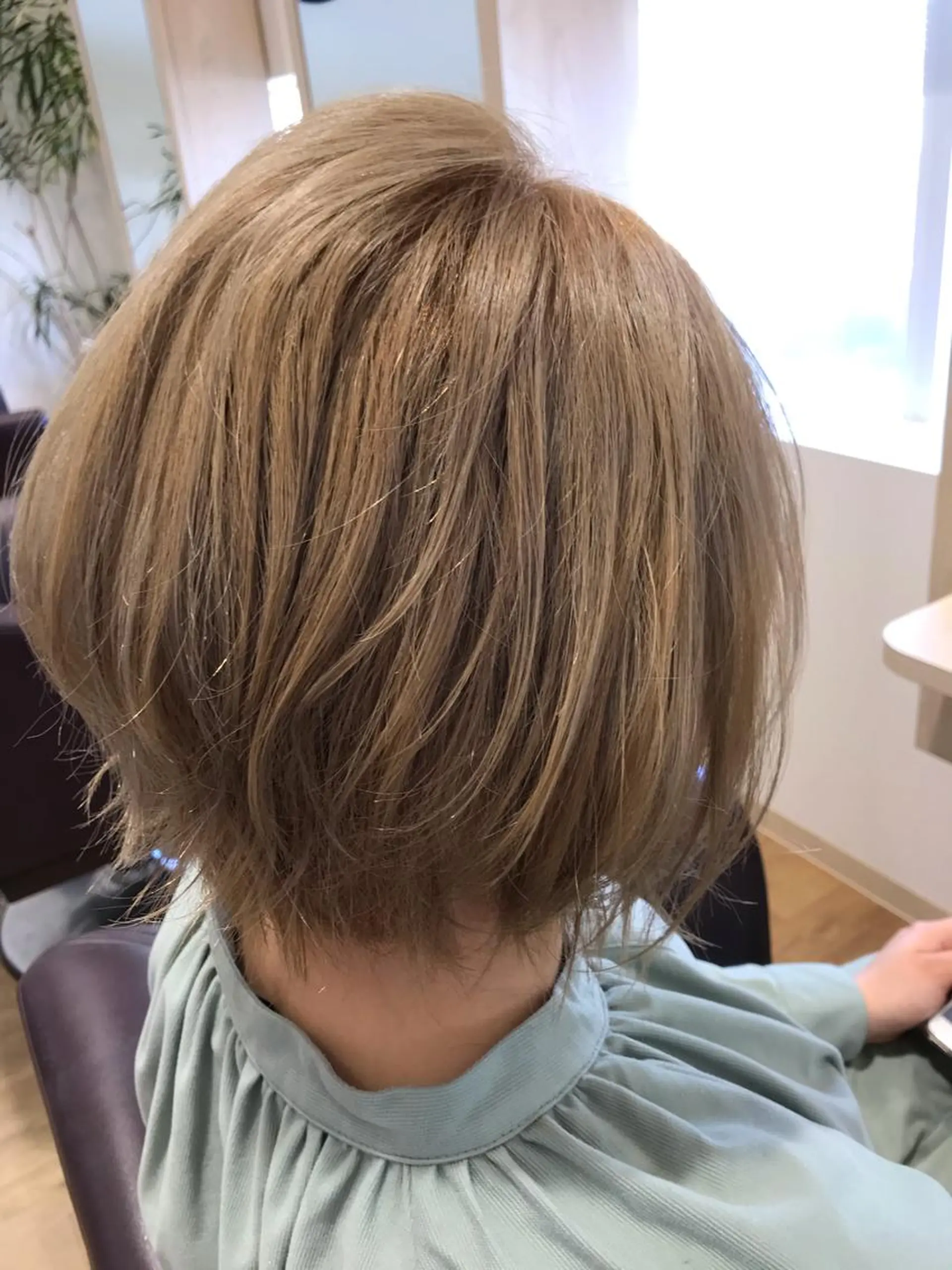 ショート カラー 飯盛 和樹のヘアスタイル