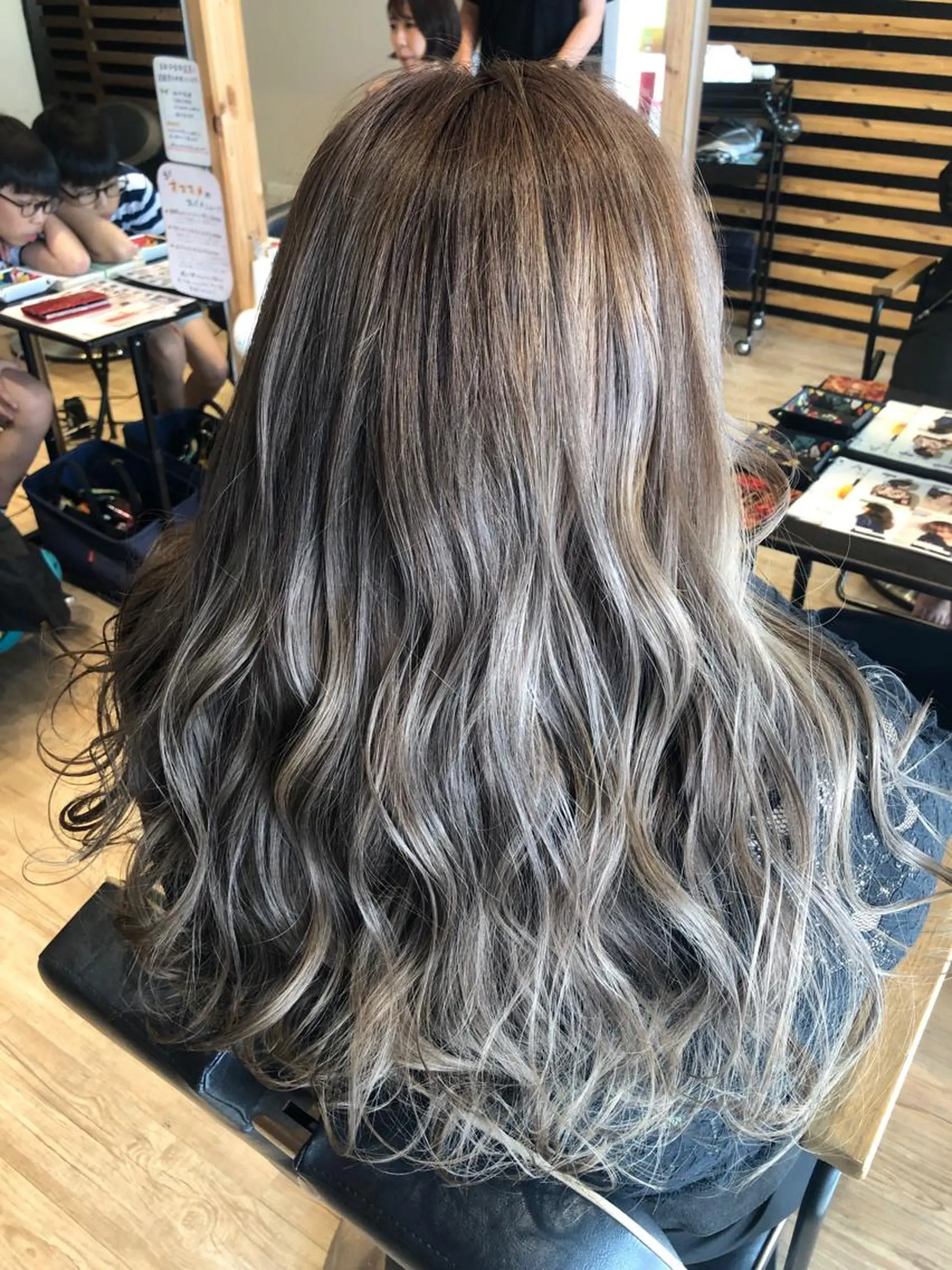 カラー ヘアカラー 早川 真幸のヘアスタイル