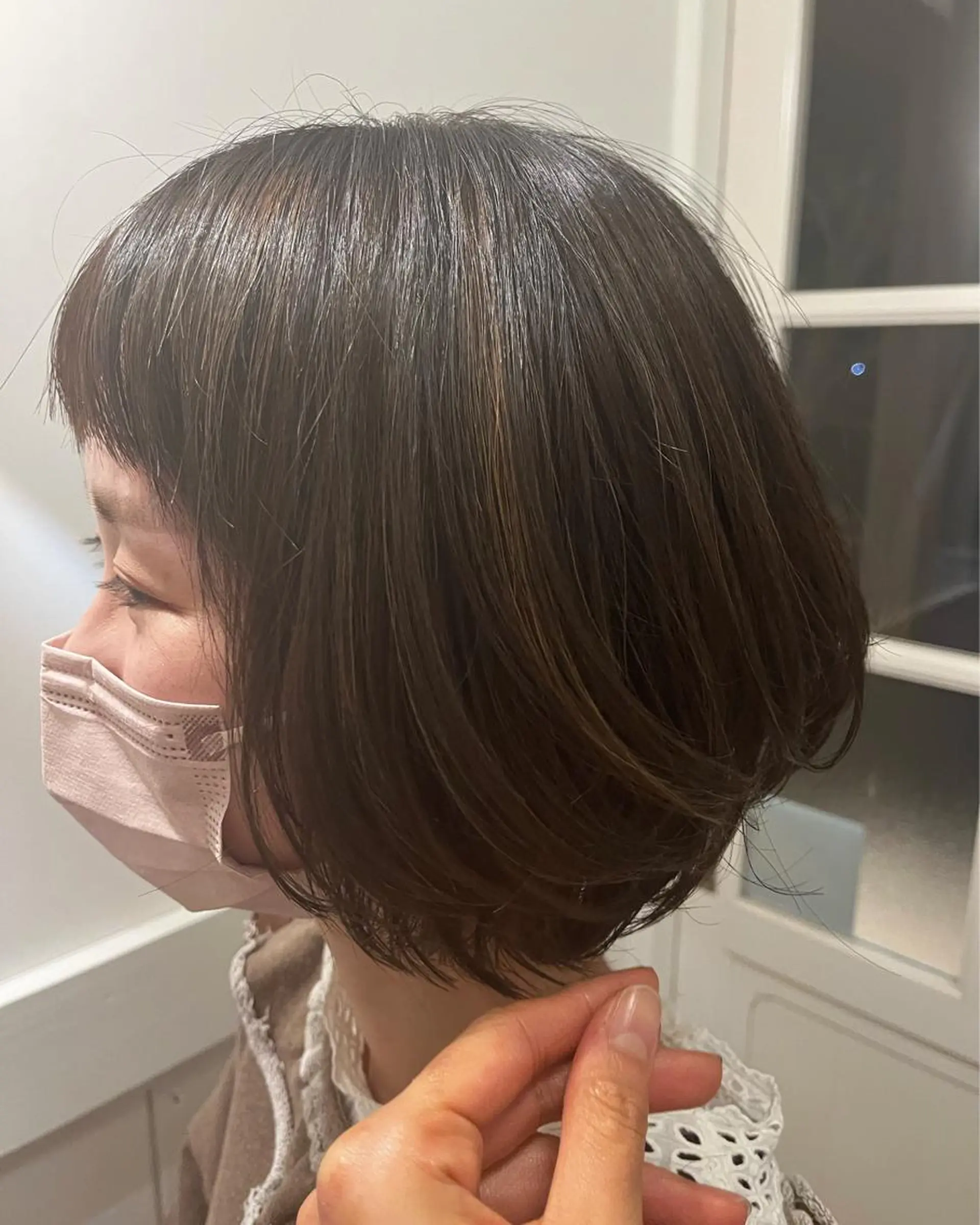 ショート ボブ ハイライト ウルフカット 狩野 くるみのヘアスタイル