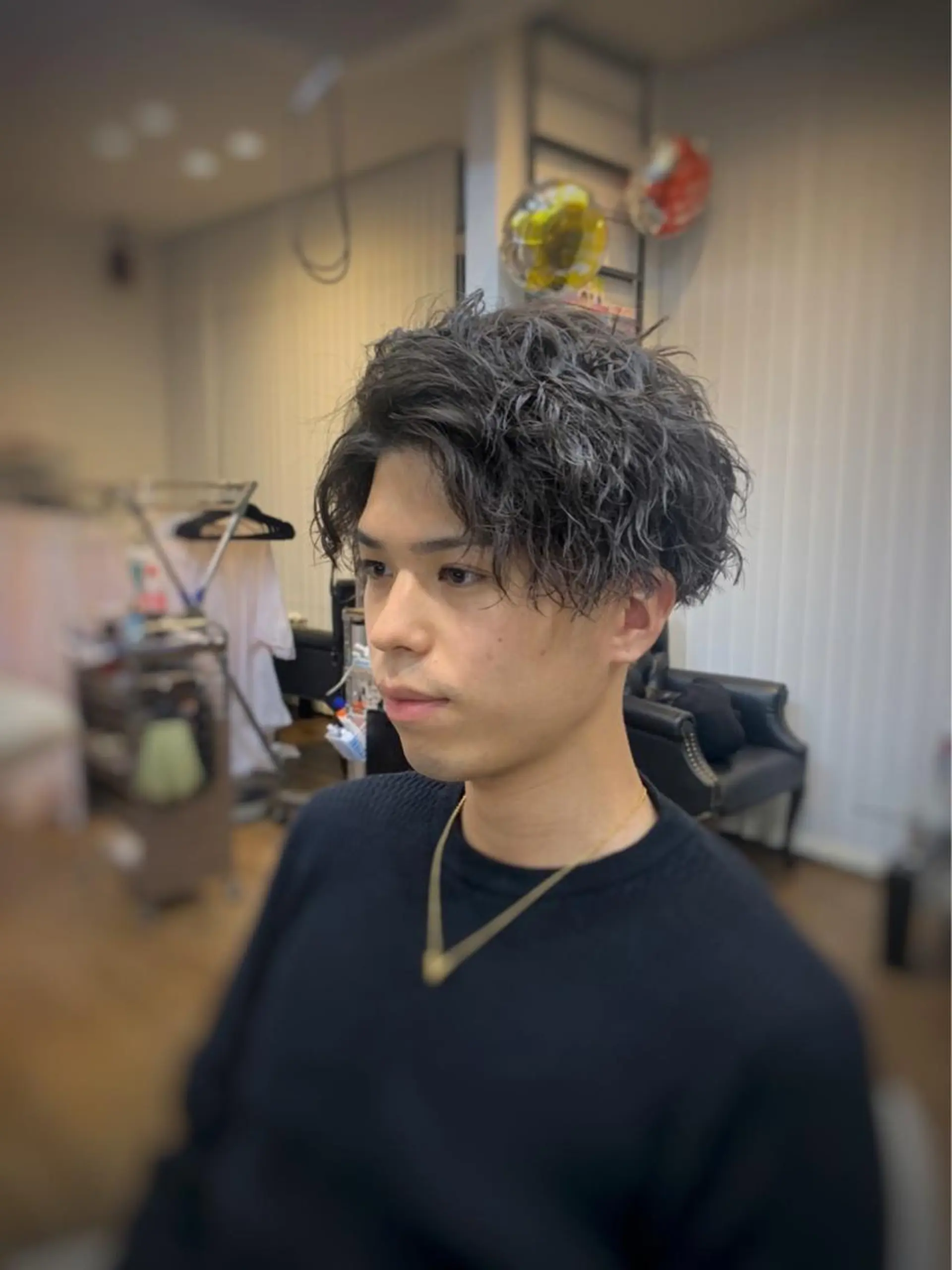 ショート パーマ メンズ メンズパーマ ツイストスパイラルパーマ スパイラルパーマ 二本木 秀成のヘアスタイル