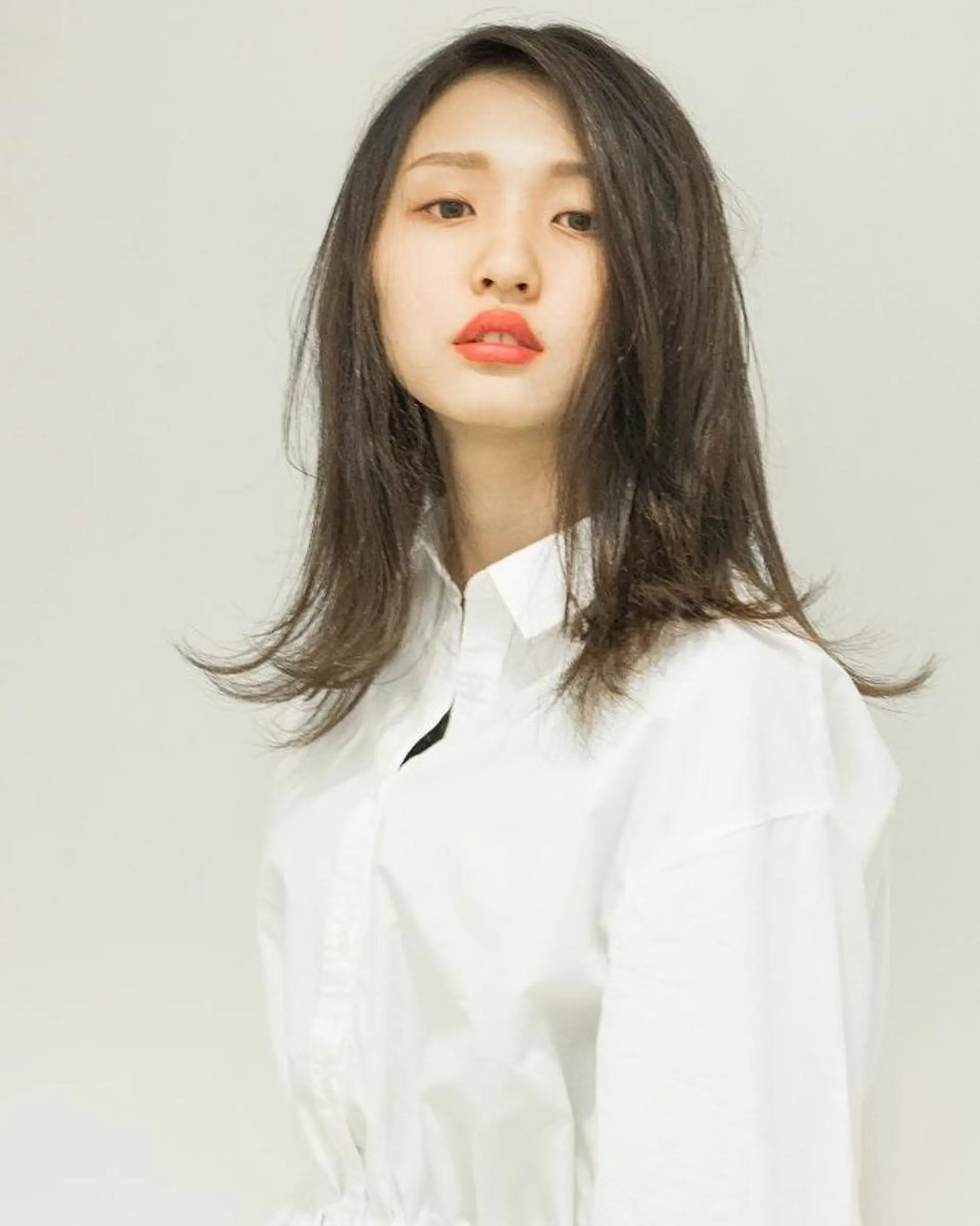 ミディアム カラー しらはま ようこのヘアスタイル