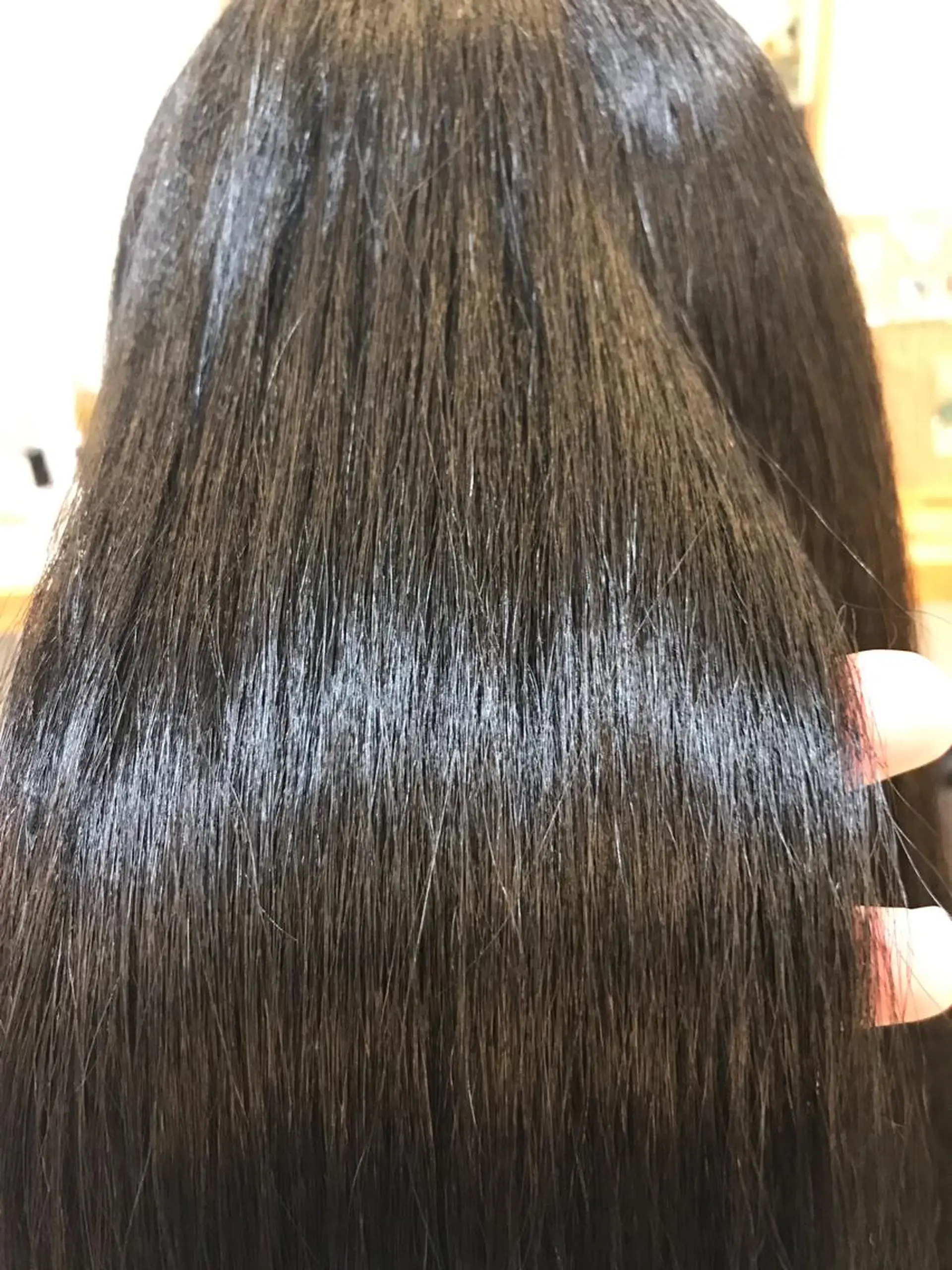 セミロング カット ヘアカラー トリートメント エイト ウメダのヘアスタイル