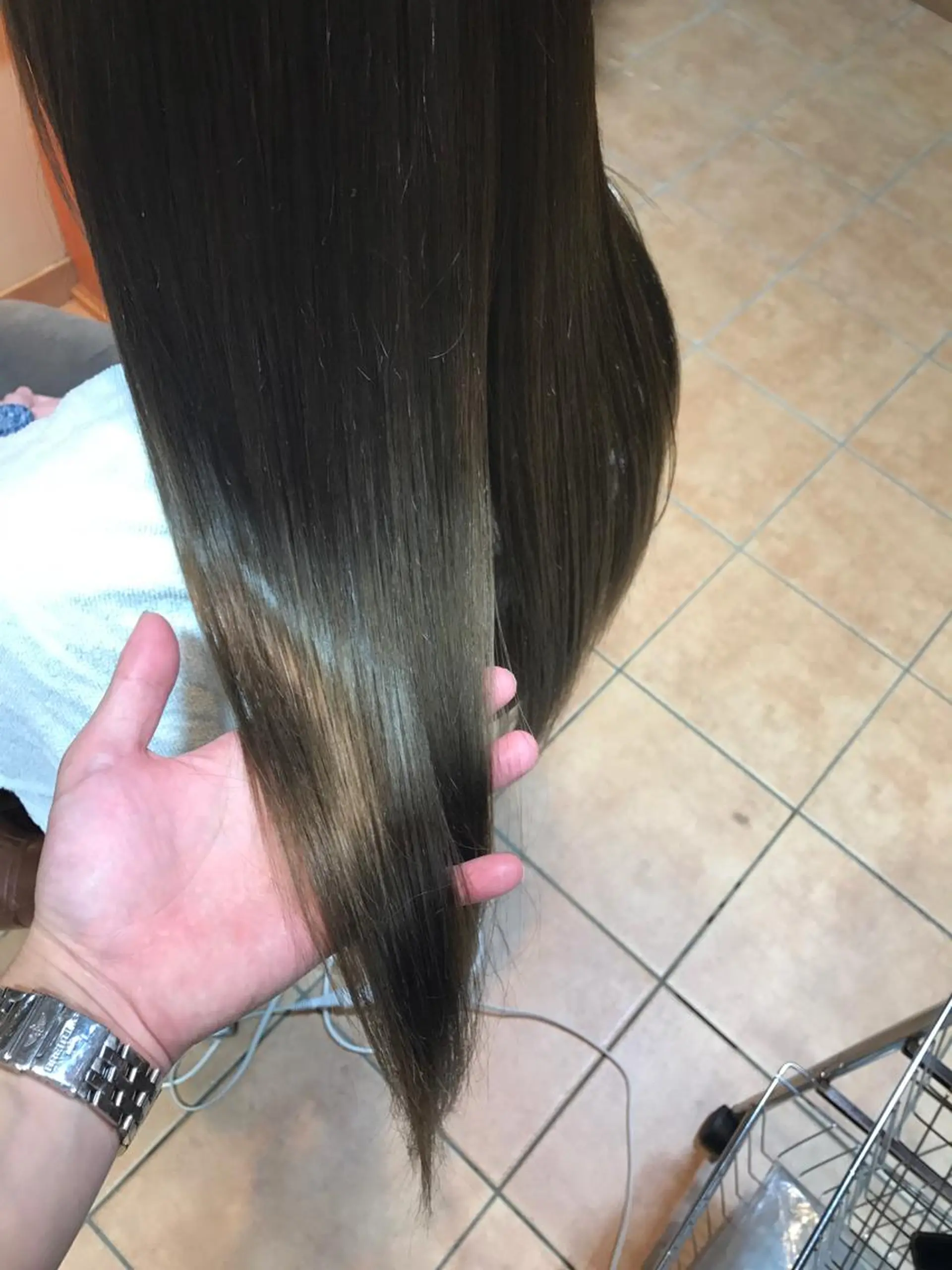 ロング くせ毛 外国人風カラー 伸ばしかけ 髪質改善 艶髪🔵ﾌｾﾅｵﾔのヘアスタイル