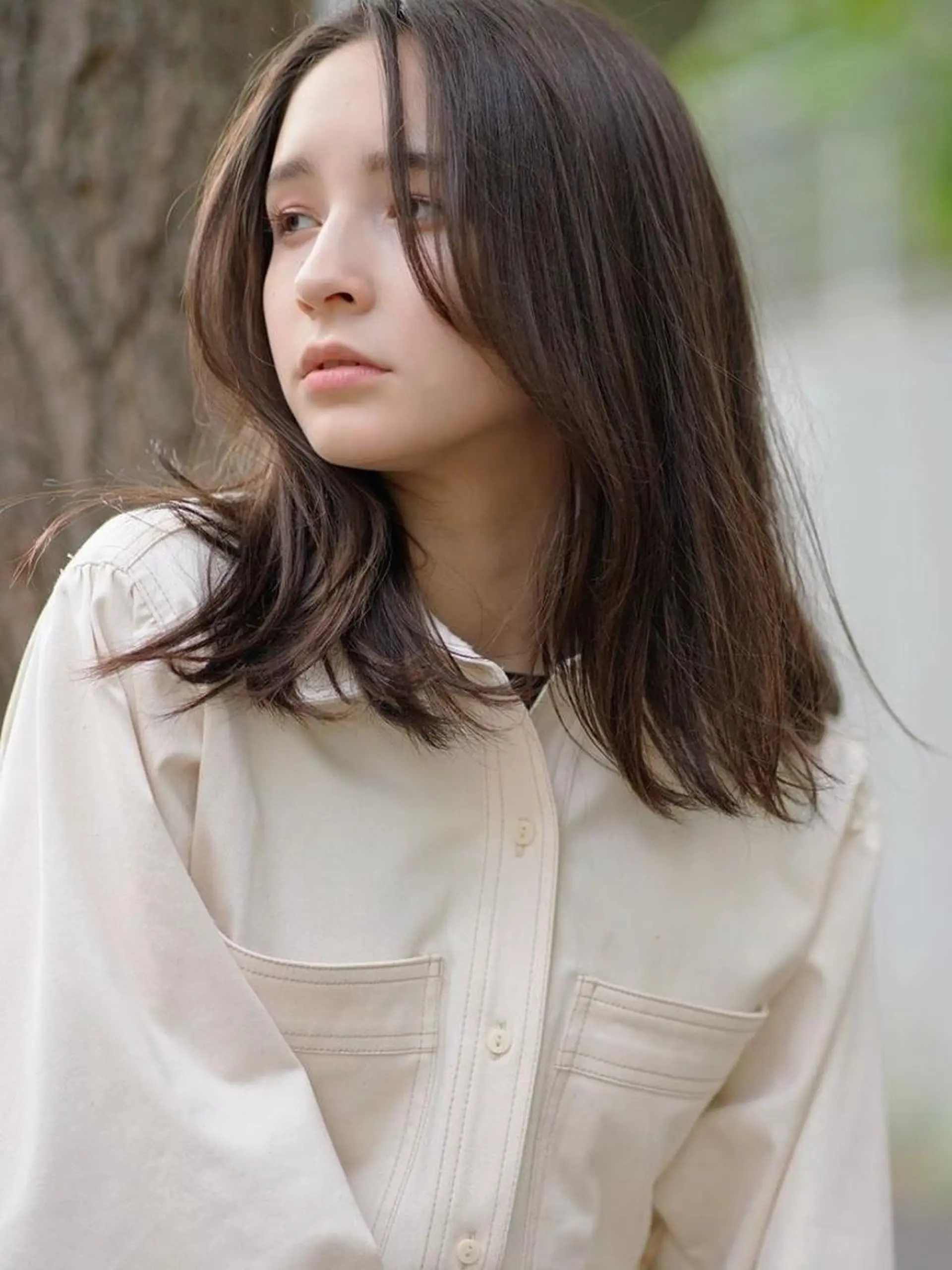 ロング カラー ベージュカラー フォギーベージュ グレージュ オリーブベージュ デート N° emirai 溝の口のヘアスタイル