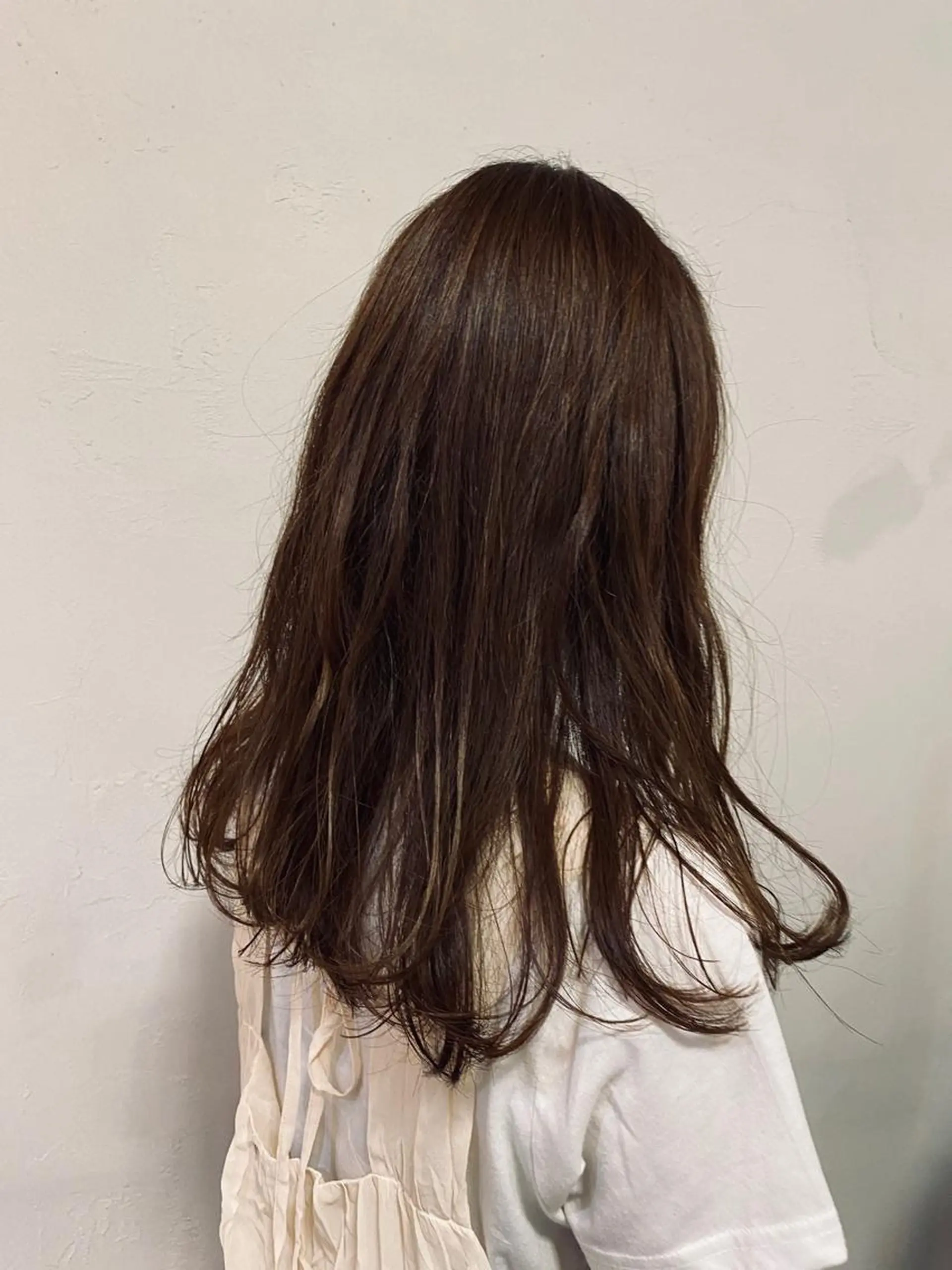 ロング 宮腰 瑠果のヘアスタイル