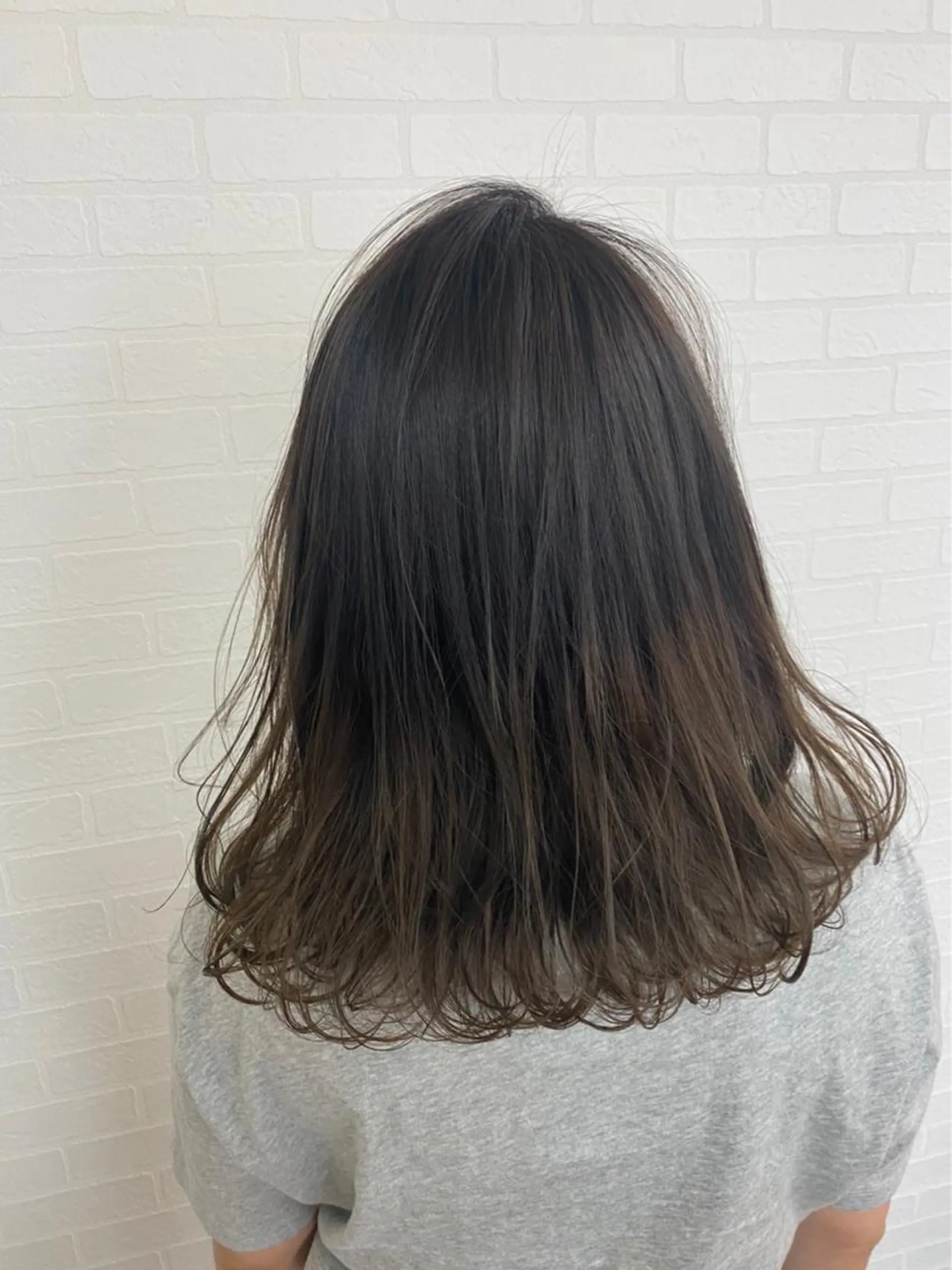 セミロング カラー パーマ 🎁無料カットカラー 📷撮影モデル募集✨のヘアスタイル