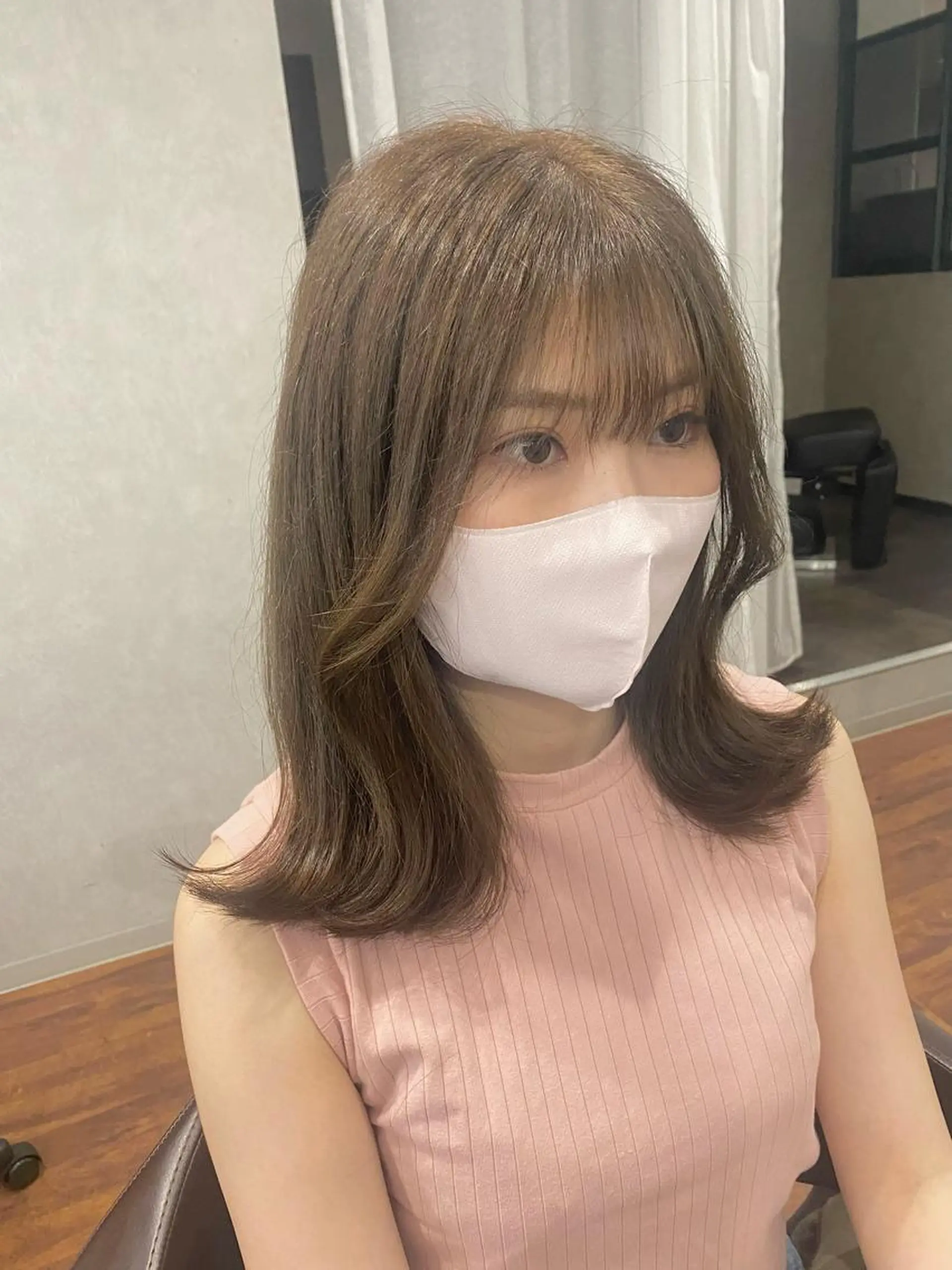 セミロング 顔周りカット ヨシンモリ 韓国風ヘア レイヤーカット ＳＨＩ ＺＵのヘアスタイル