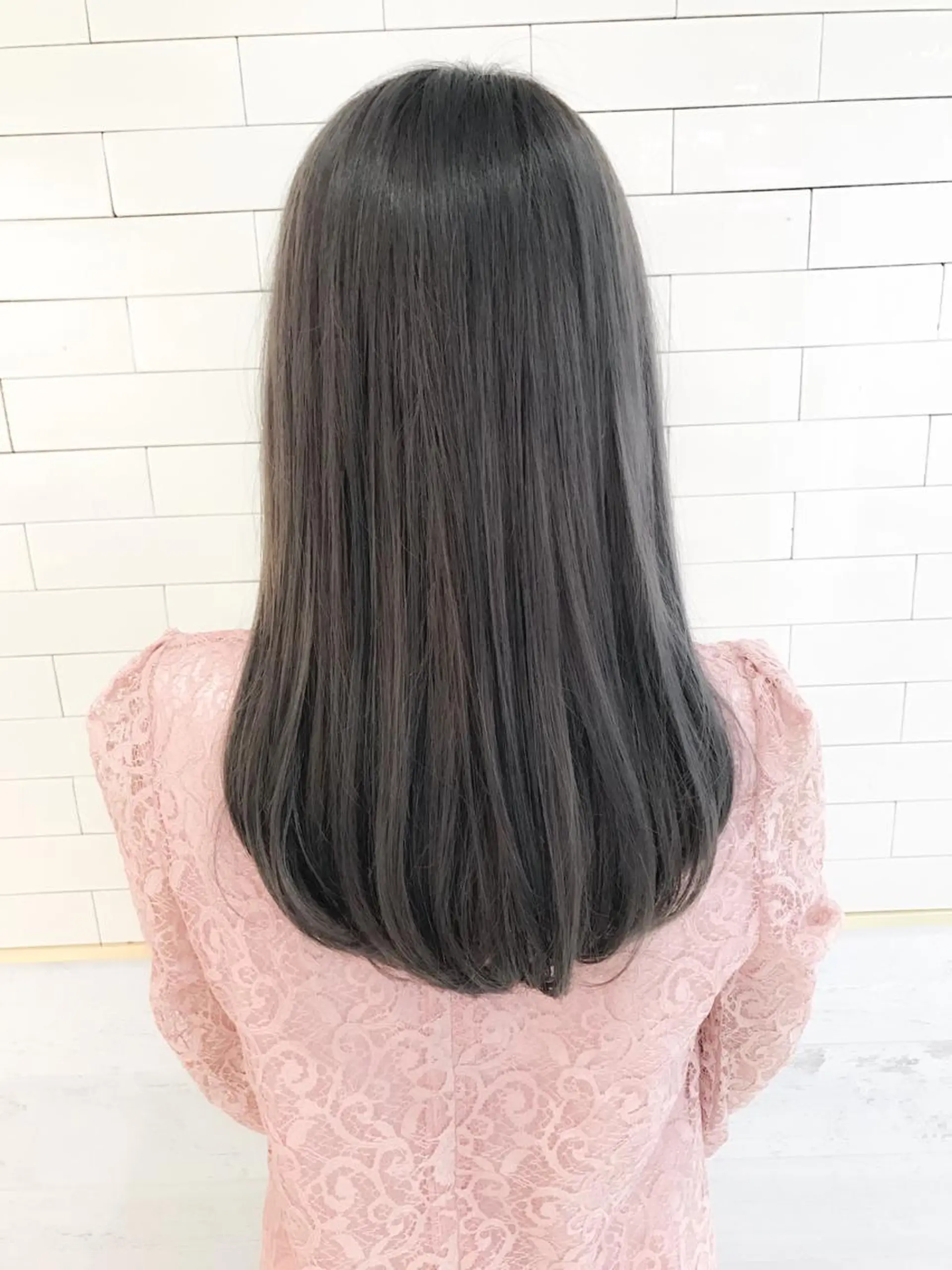 ミディアム カラー 透明感カラー グレージュ カット ヘアカラー トリートメント 🧡ショートの達人 🧡SHOのヘアスタイル