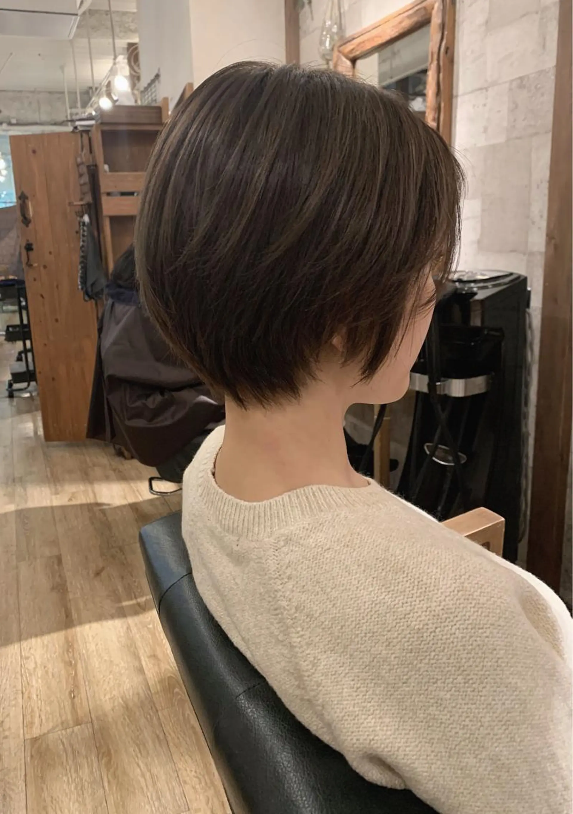 ショート カラー ショートレイヤー アッシュ イルミナカラー レイヤーカット ショートヘア 田村和範/似合わせ カラー/髪質改善のヘアスタイル