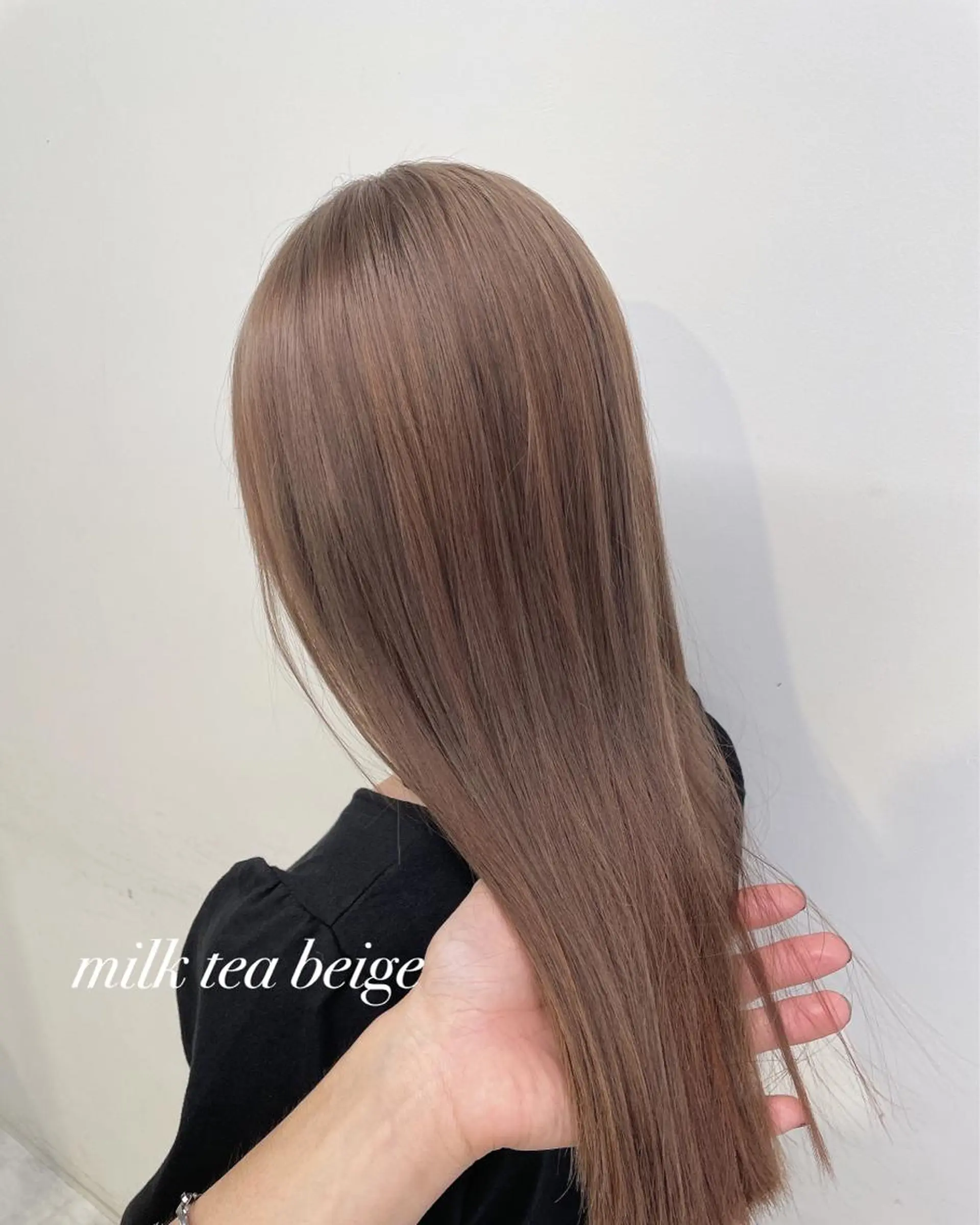 ミディアム カット ヘアカラー トリートメント サロウィン新宿三丁目East所属・顔周りレイヤー/新宿 /モテ艶カラー/航介のヘアスタイル