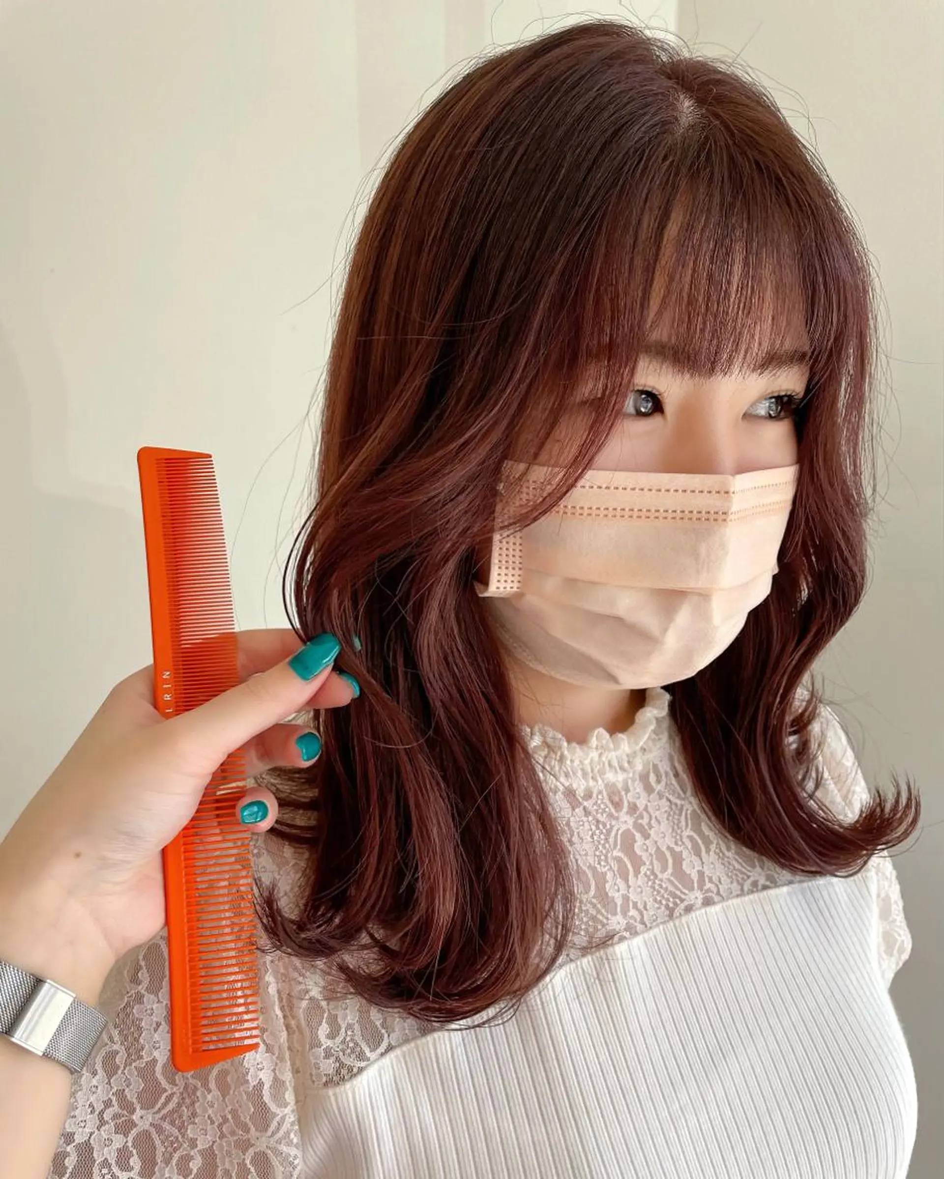 ミディアム カラー mir MIYUのヘアスタイル