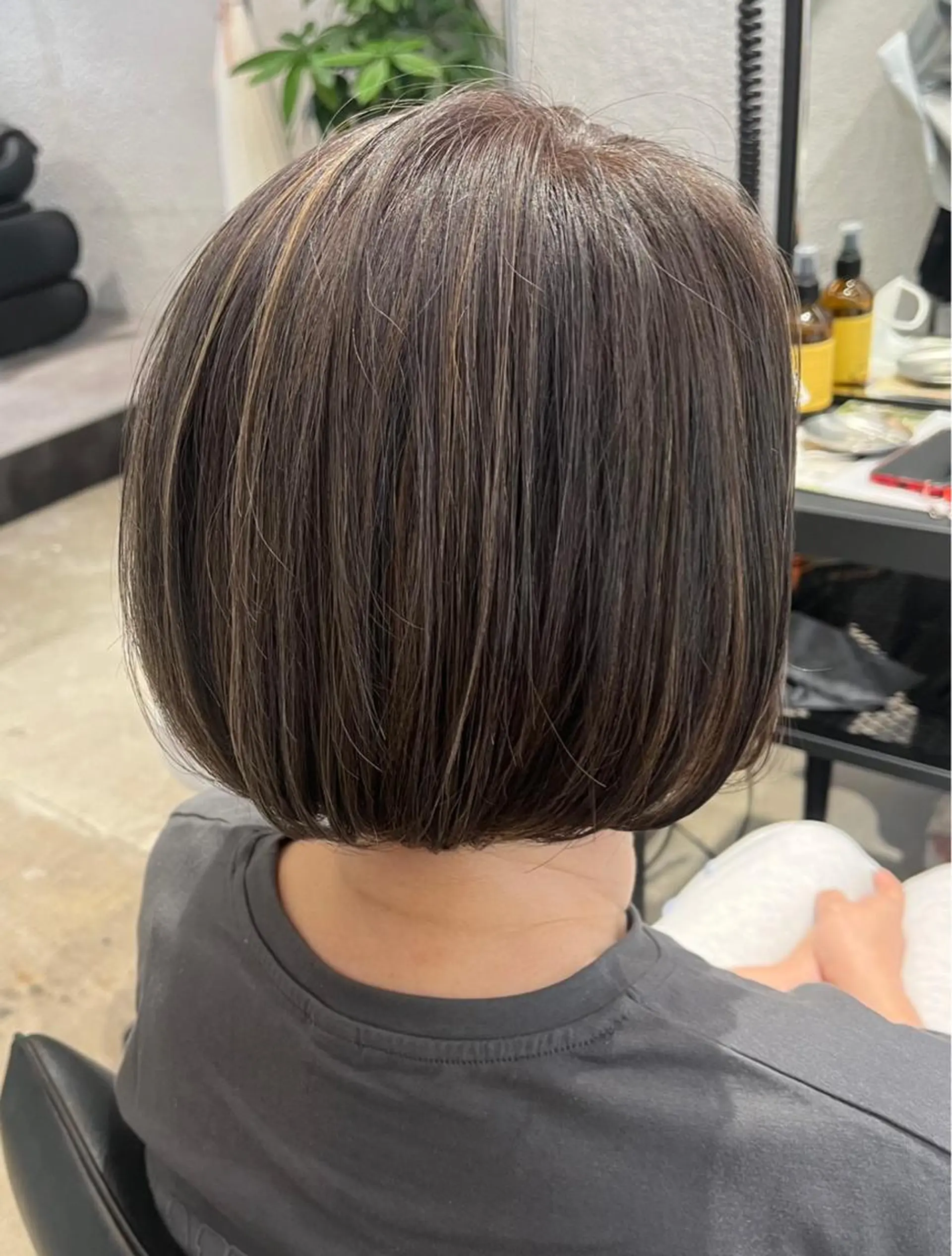 ショート ハイライト カット ヘアカラー baton  hair salon所属・✽透明感ｶﾗｰ ✽ 🍆那須ももこ🍑のヘアスタイル