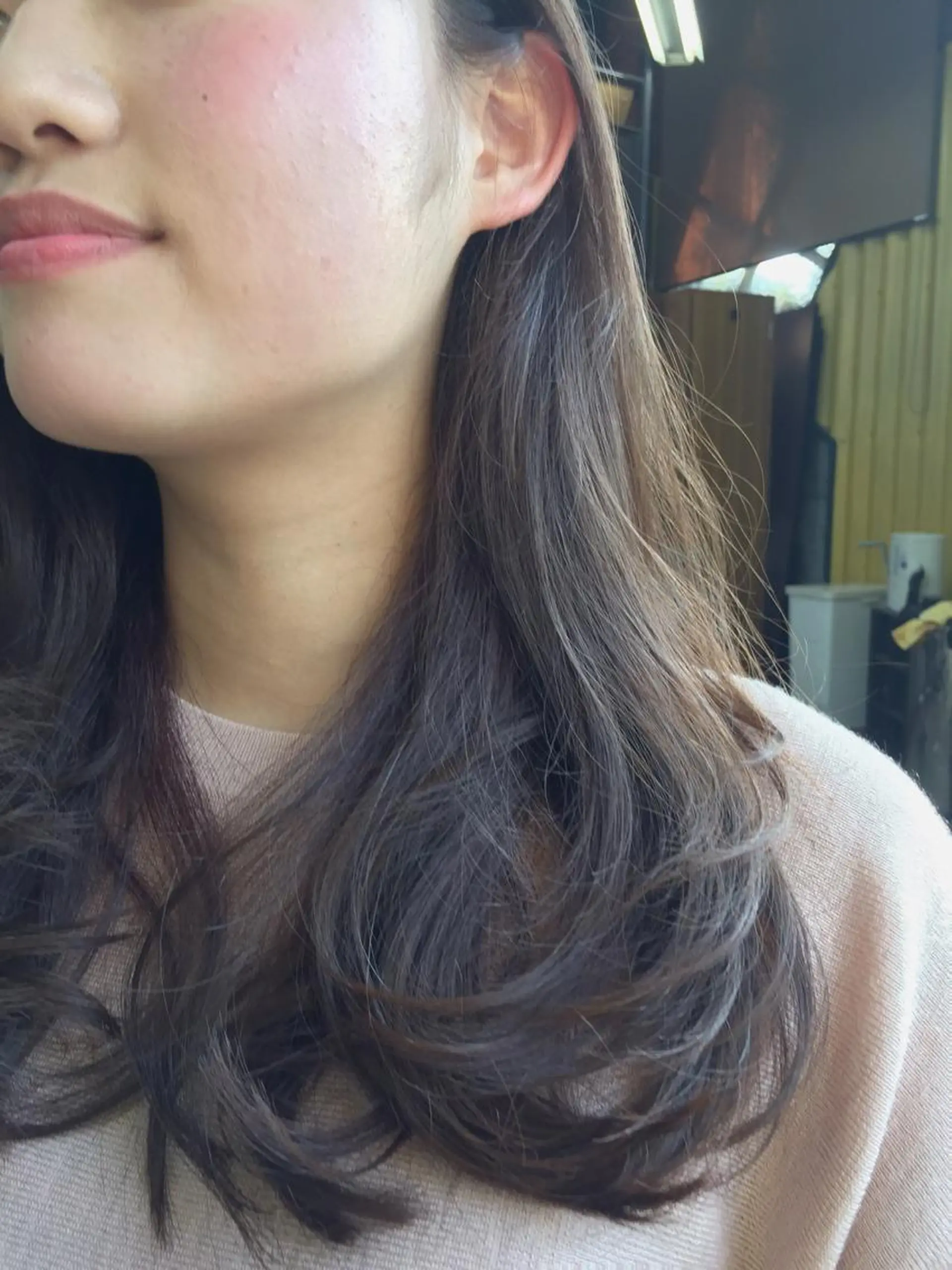 カラー アッシュ アッシュグレー 中村 海のヘアスタイル