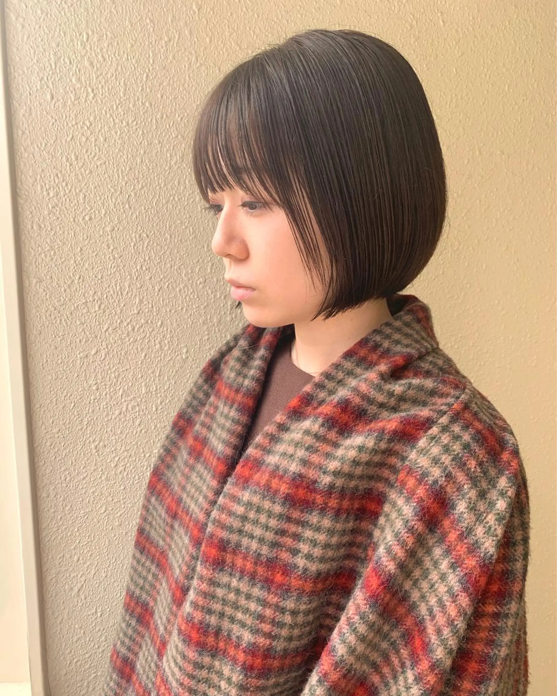 ショート カラー ベージュカラー オリーブベージュ ボブ iLi所属・iLi 《イリ》のヘアスタイル