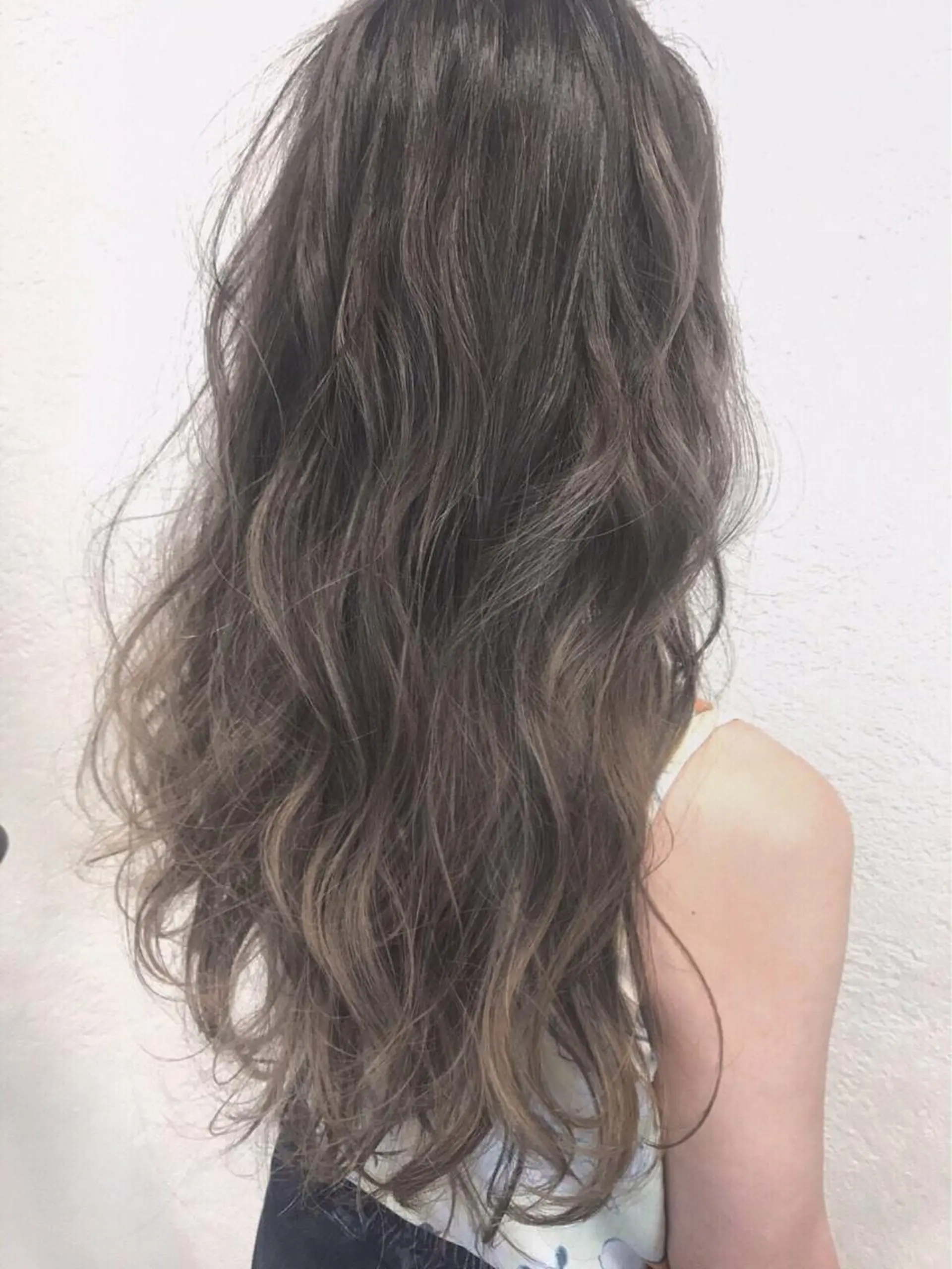 ロング カラー 🎊ルービック 京橋店💛のヘアスタイル