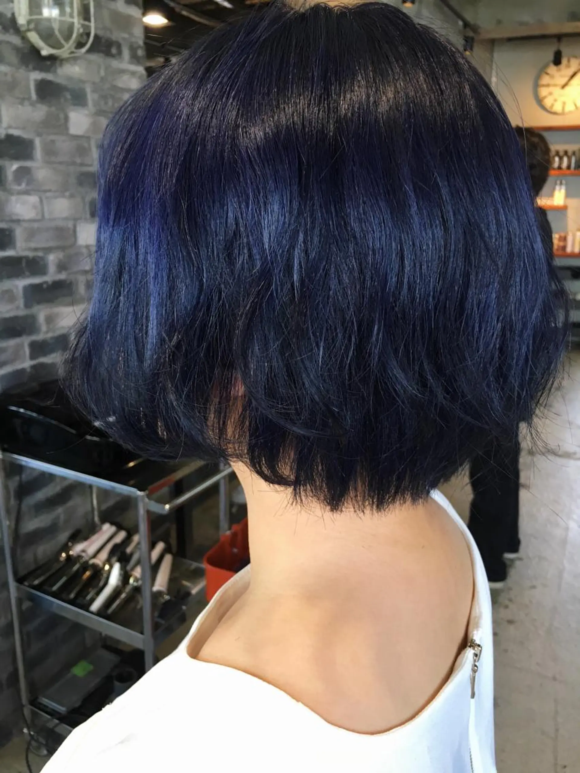 ショート カラー ショートボブ ネイビーカラー ボブ ショートヘア 代表 中島貴志のヘアスタイル