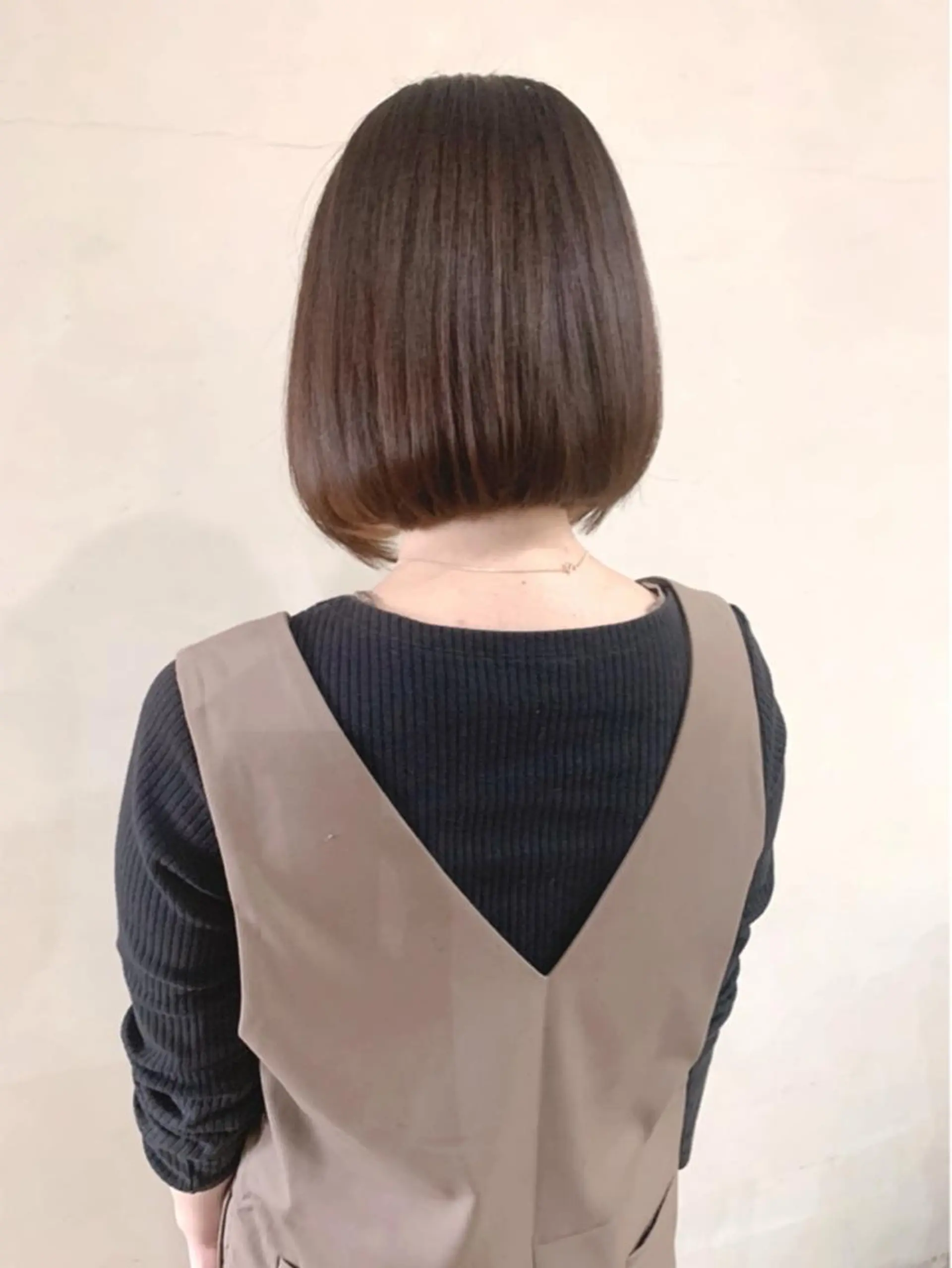 ショート パーマ アッシュ ボブ くびれヘア ハイライト 韓国風ヘア カット 縮毛矯正 京都大人女性ショート 徒歩1分/秋山のヘアスタイル